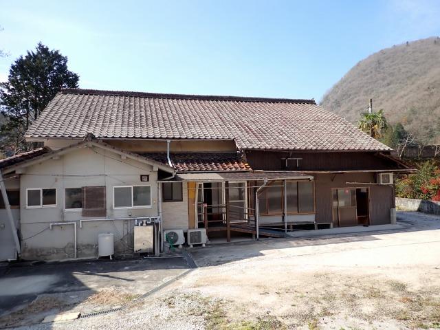 detached 岡山県新見市長屋 地図を見る