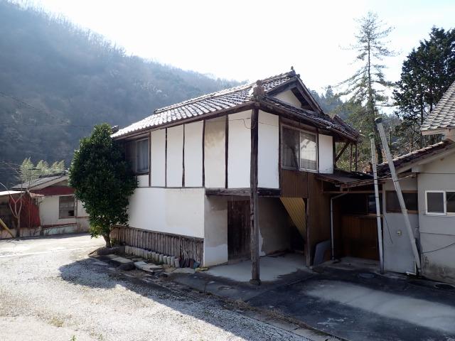 detached 岡山県新見市長屋 地図を見る