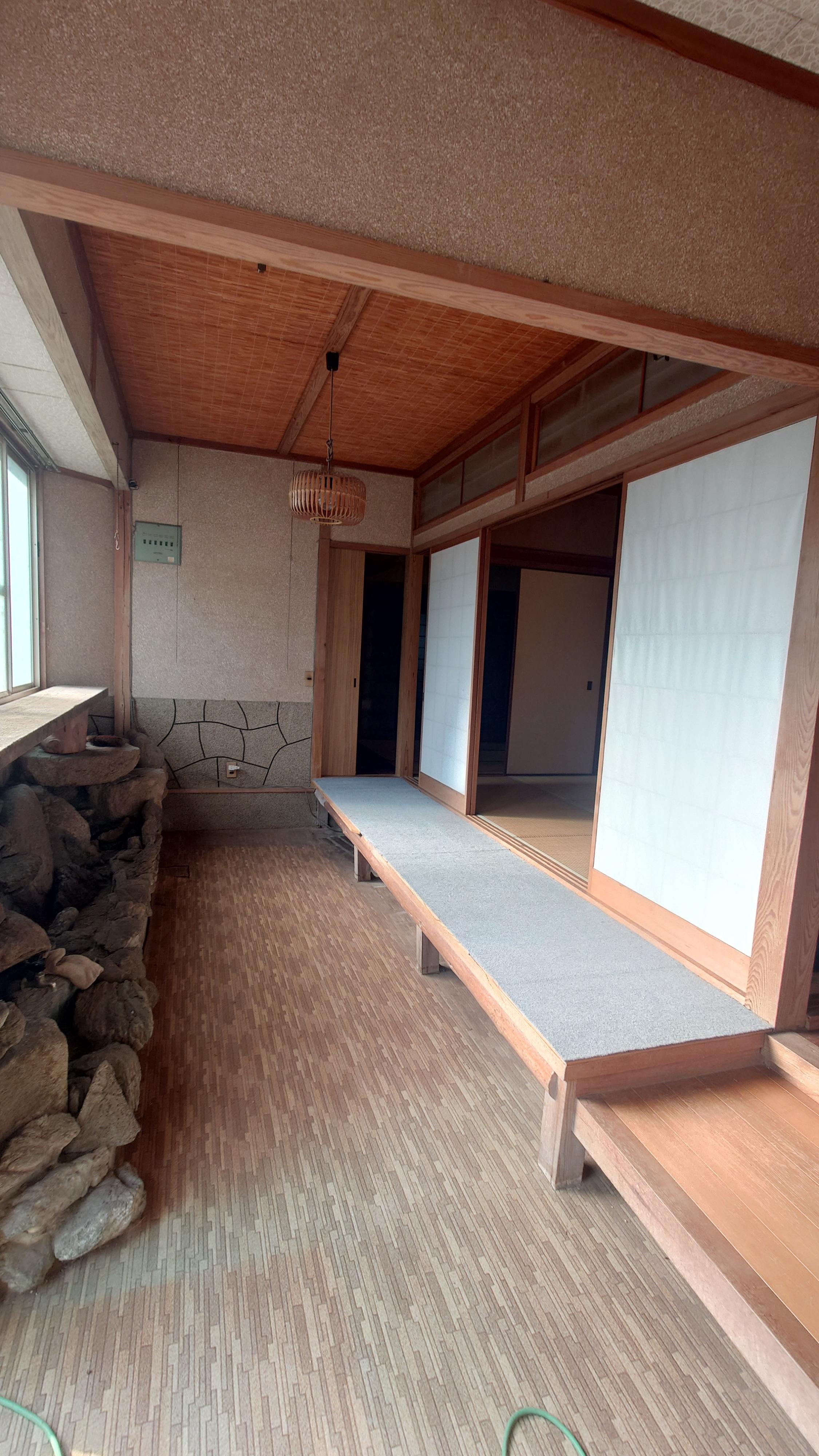 detached 岡山県小田郡矢掛町小林 地図を見る