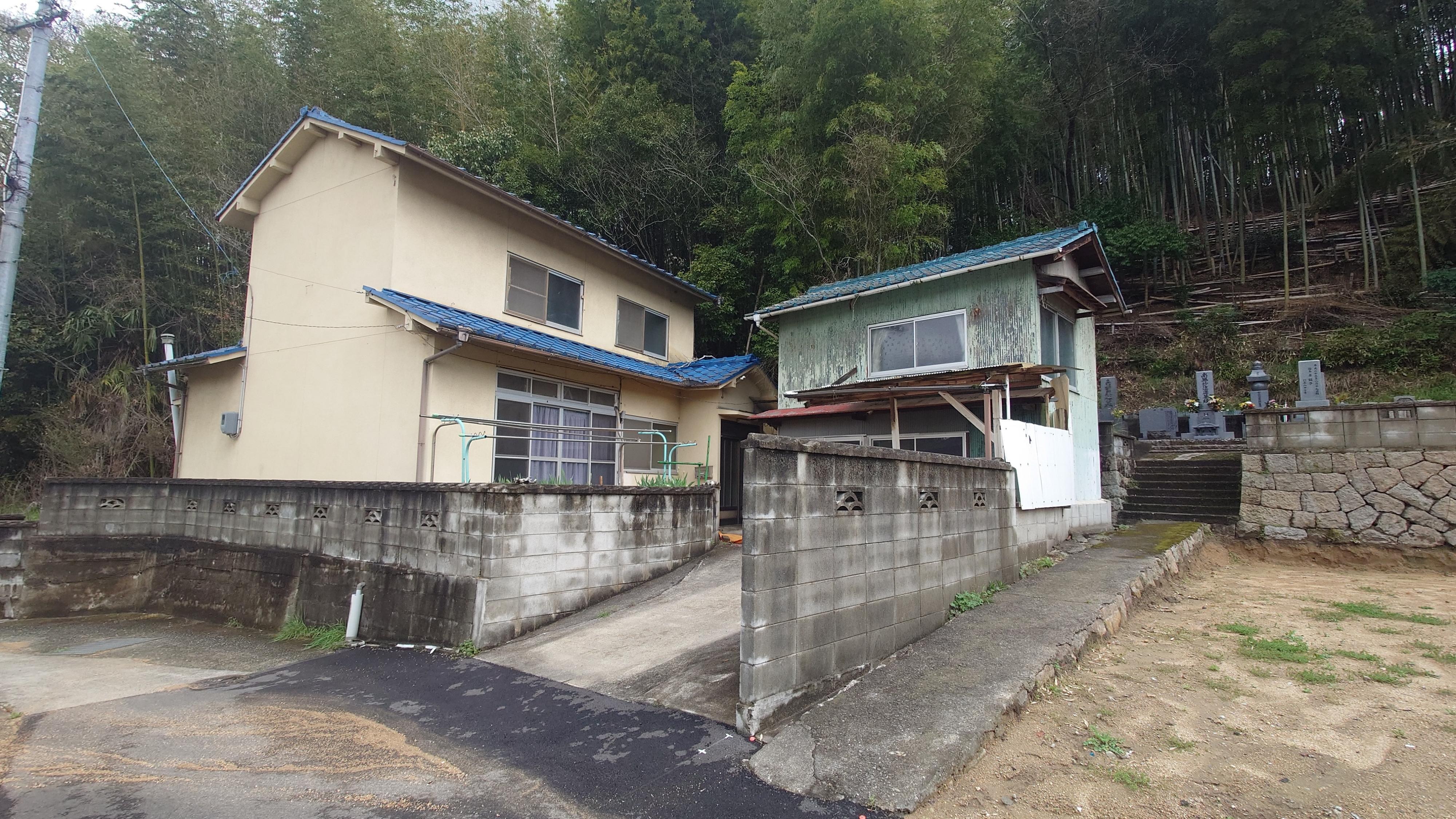 岡山県笠岡市の一戸建て | 120万円 | 4DK | 200m² | Akiyama house finder