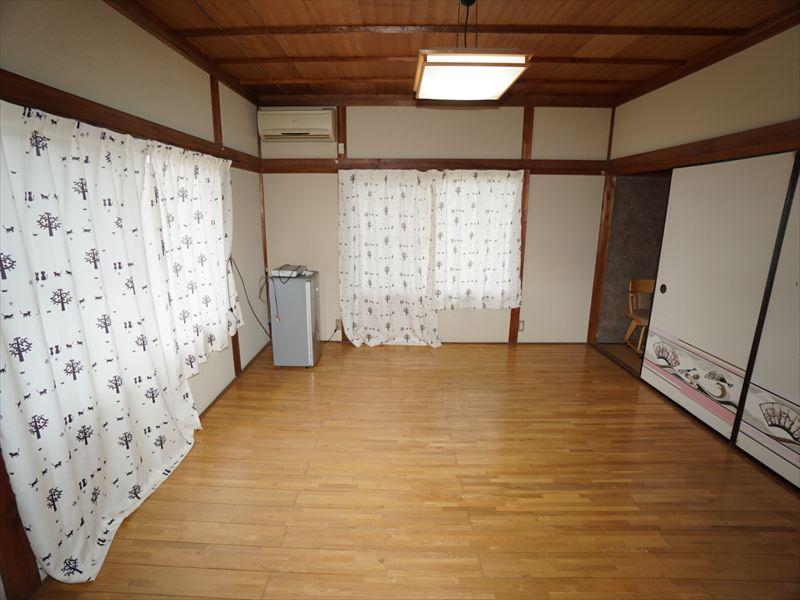 detached 岡山県玉野市滝 地図を見る