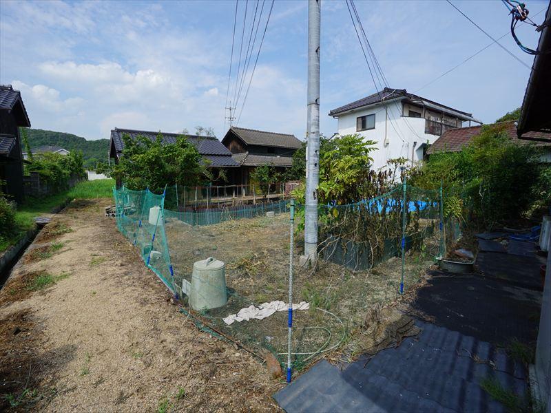 detached 岡山県玉野市滝 地図を見る