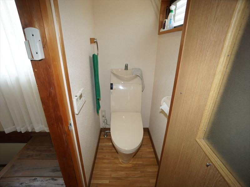 detached 岡山県玉野市滝 地図を見る