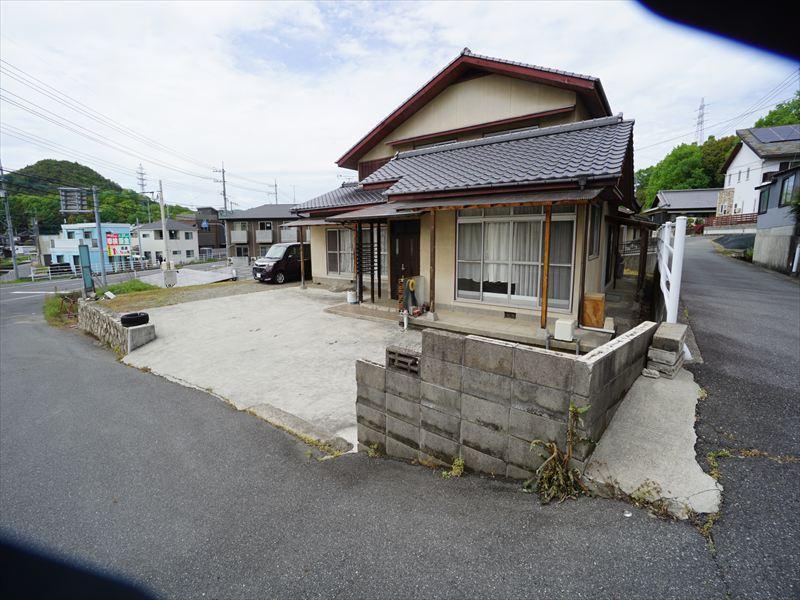 detached 岡山県玉野市長尾 地図を見る