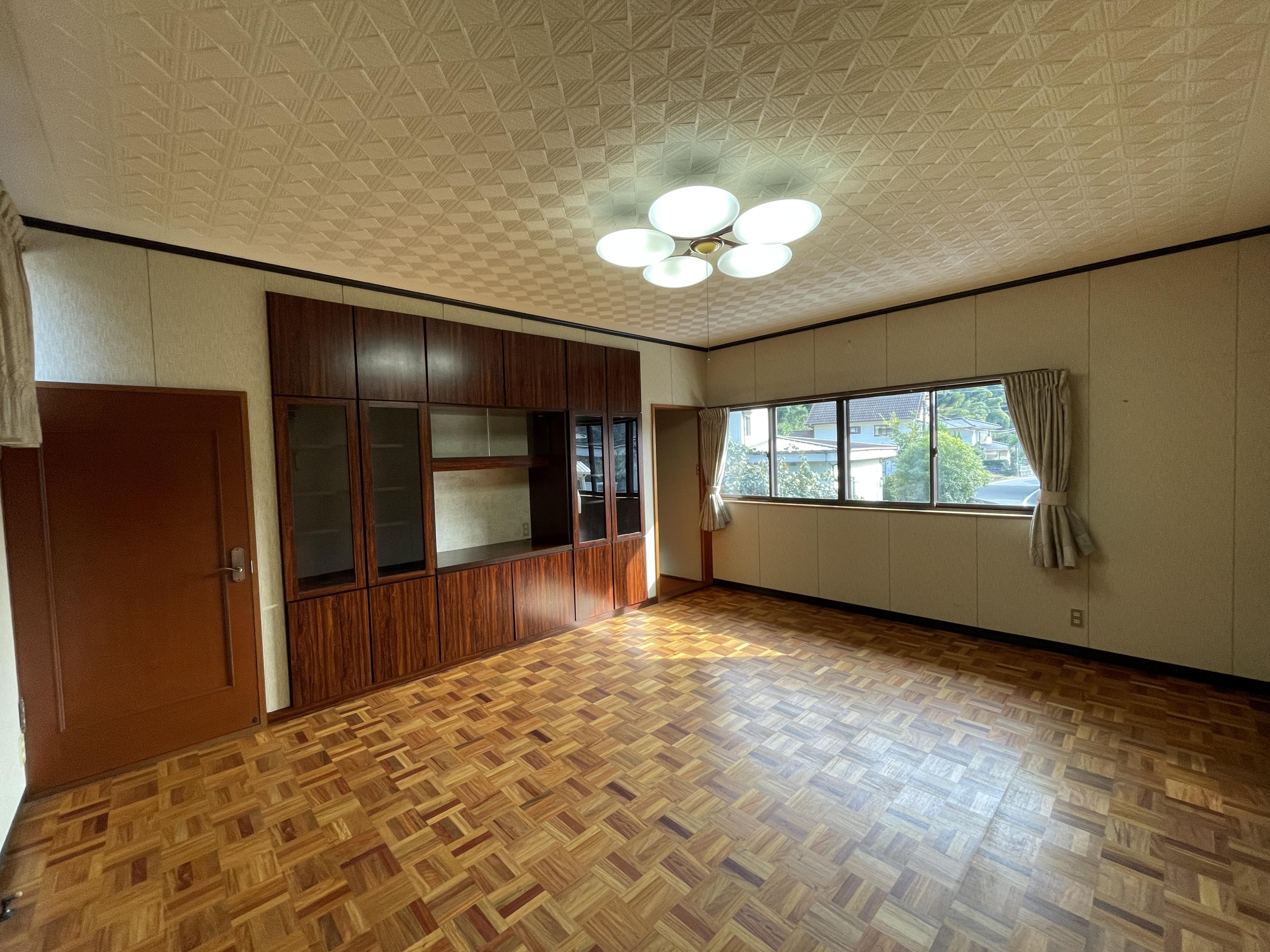 detached 岡山県小田郡矢掛町西川面 地図を見る