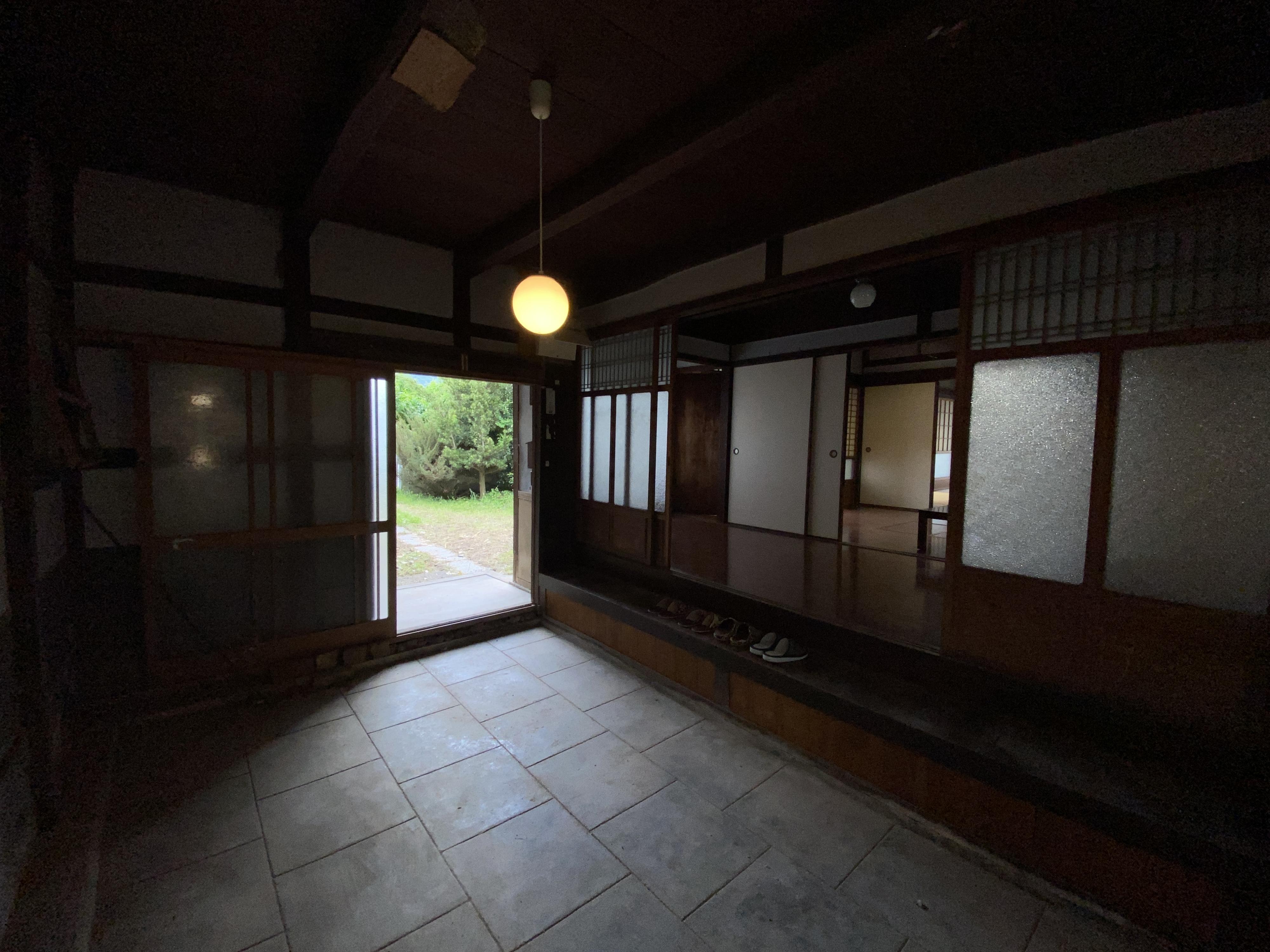 detached 岡山県小田郡矢掛町横谷 地図を見る