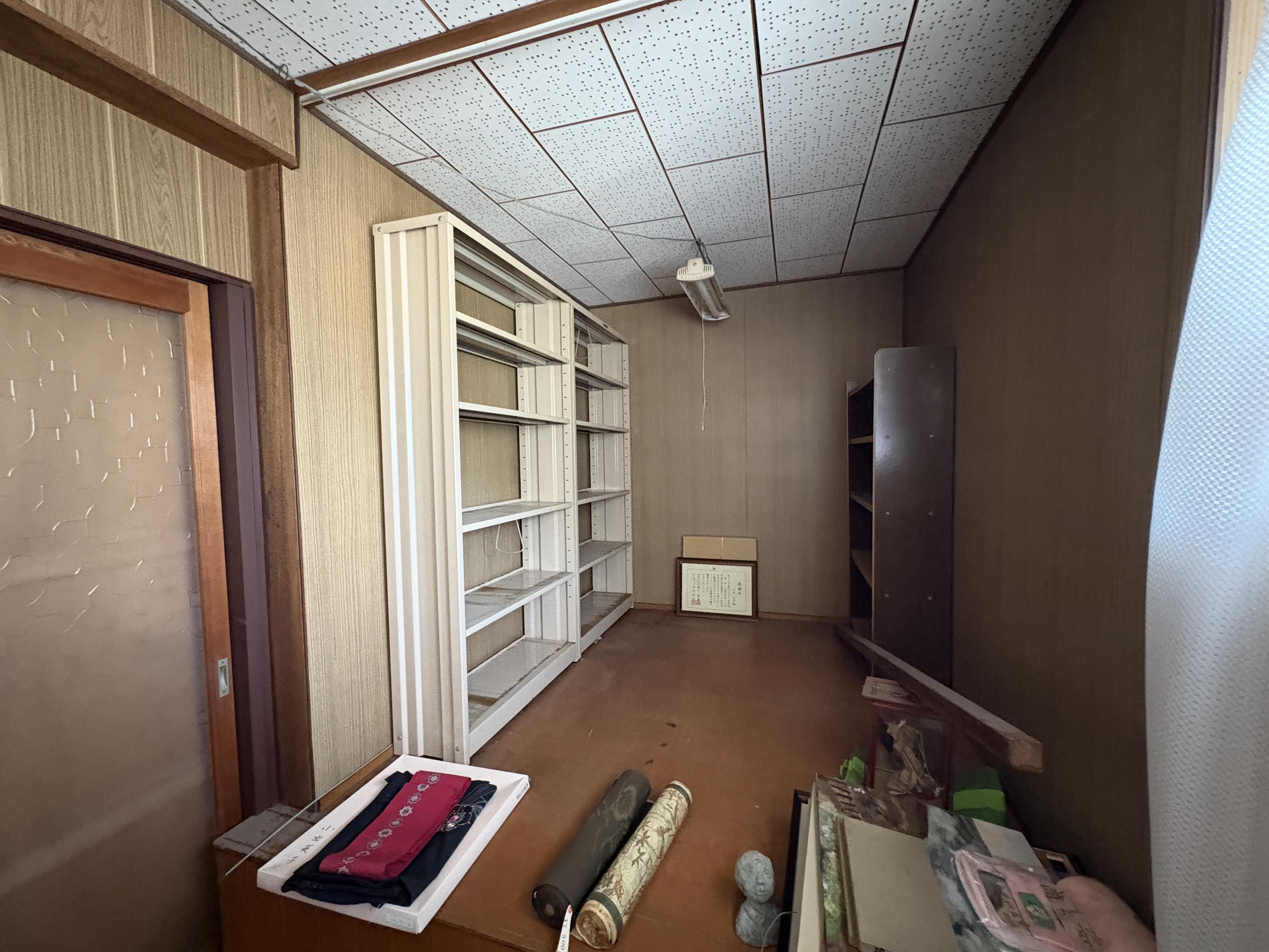 detached 岡山県小田郡矢掛町横谷 地図を見る