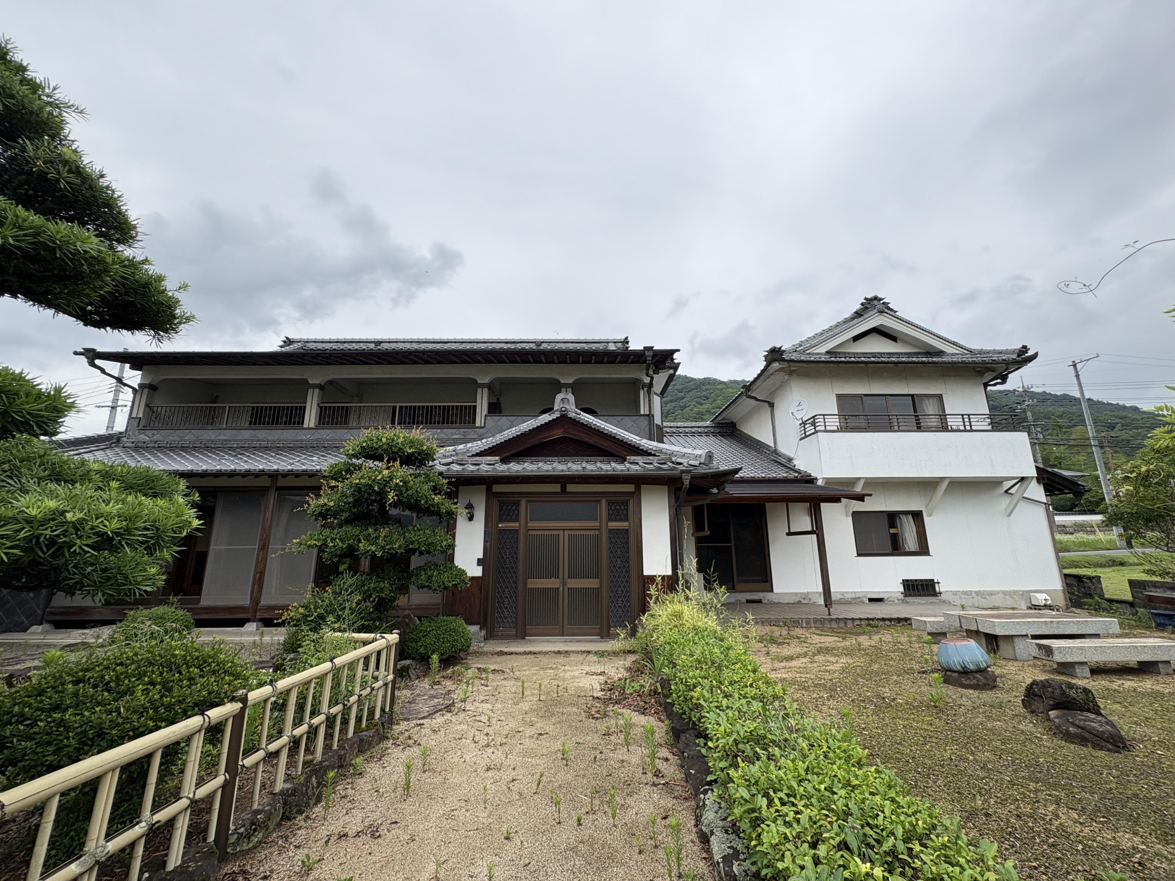 detached 岡山県小田郡矢掛町矢掛 地図を見る