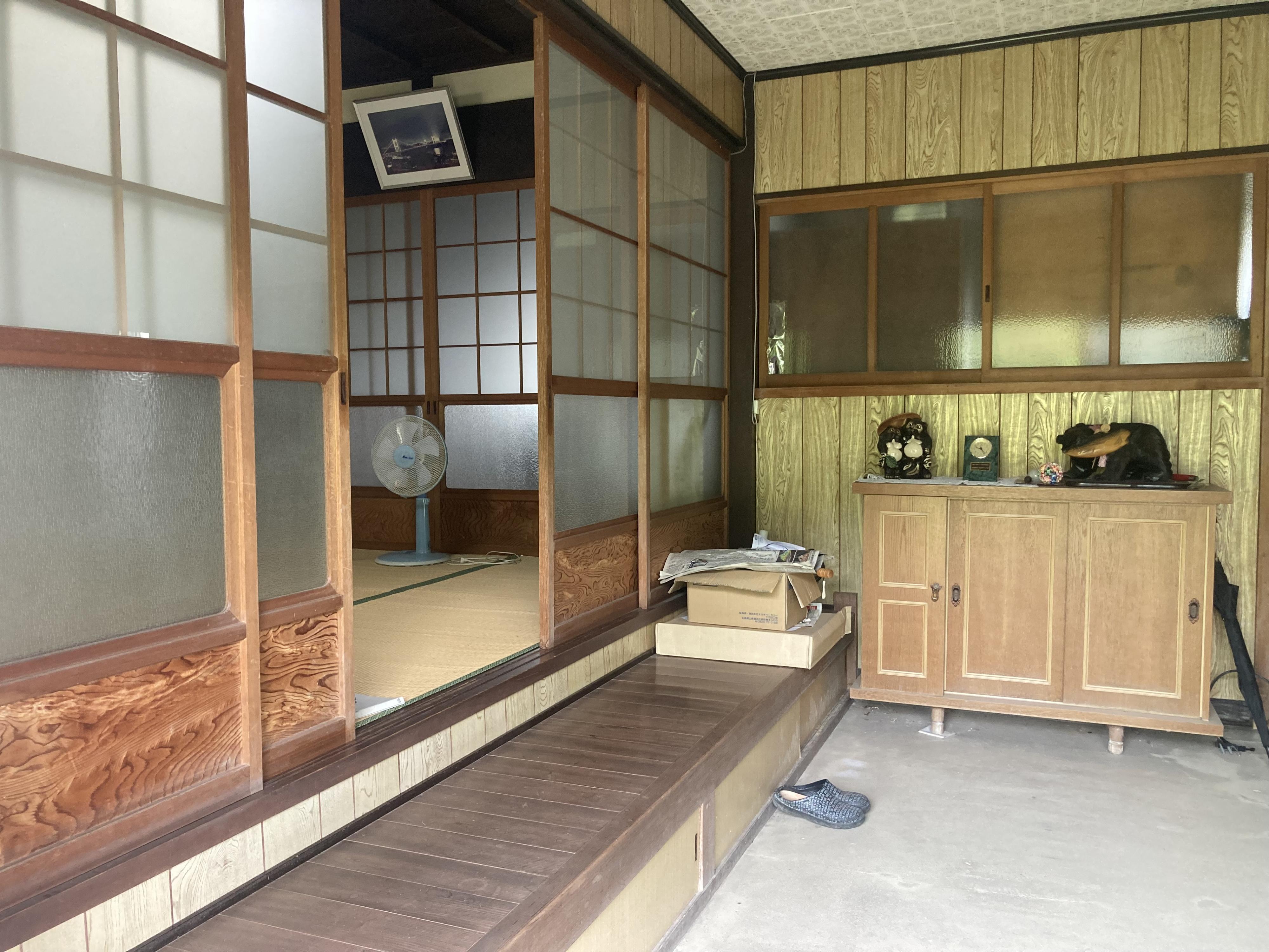 detached 岡山県小田郡矢掛町横谷 地図を見る