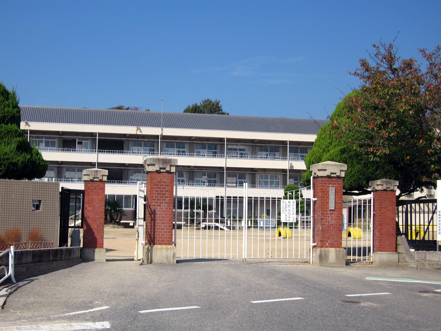 早島町立早島小学校 (1,193m)