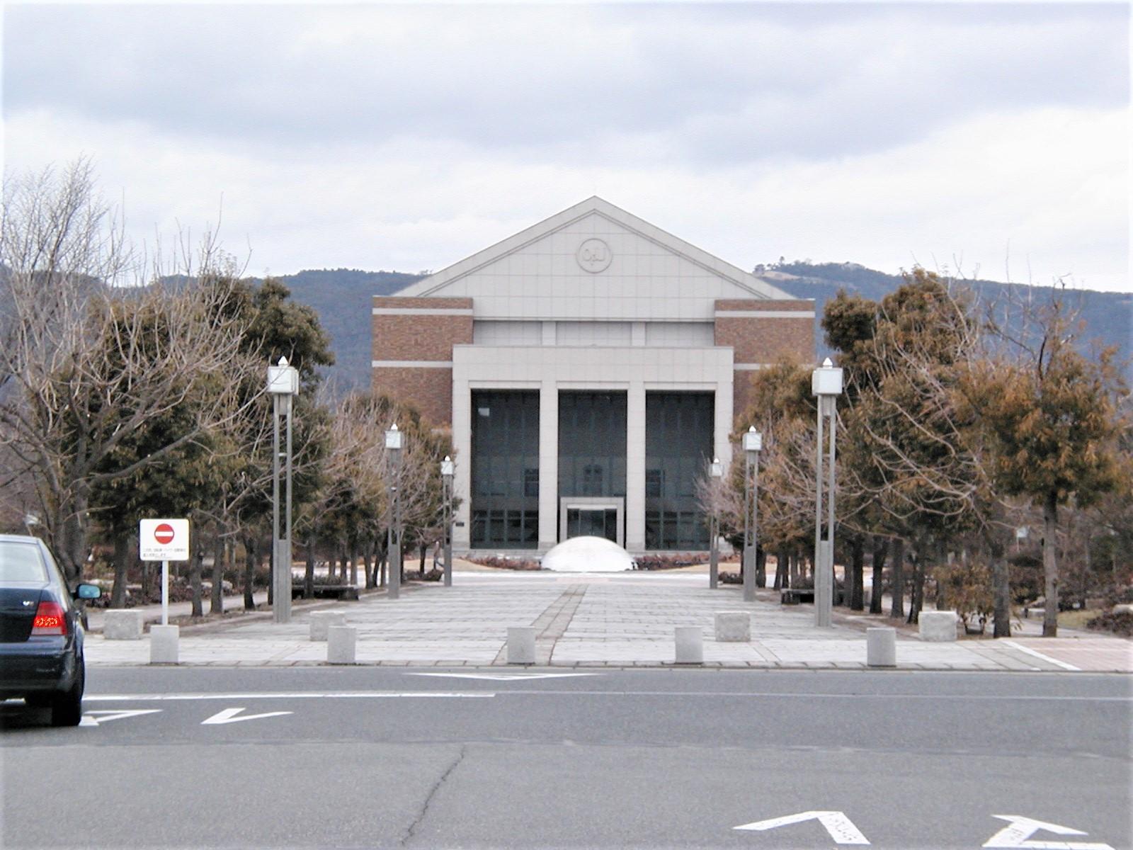 岡山県立大学 (3,800m)