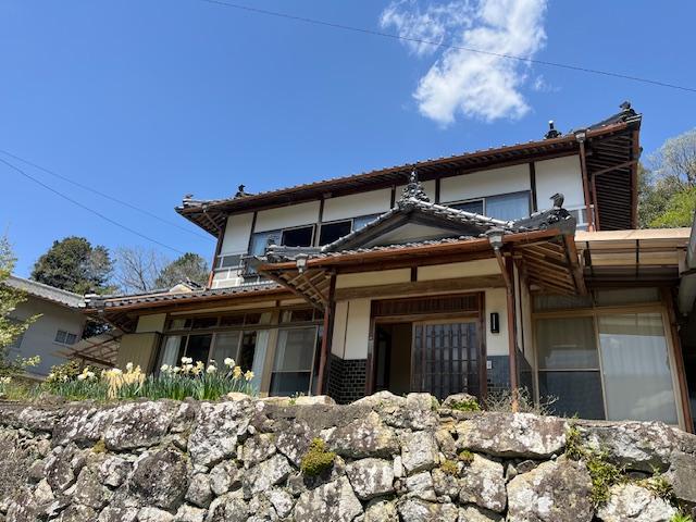 岡山県備前市の一戸建て | 420万円 | 8SLDK | 489.79m² | Akiyama house finder