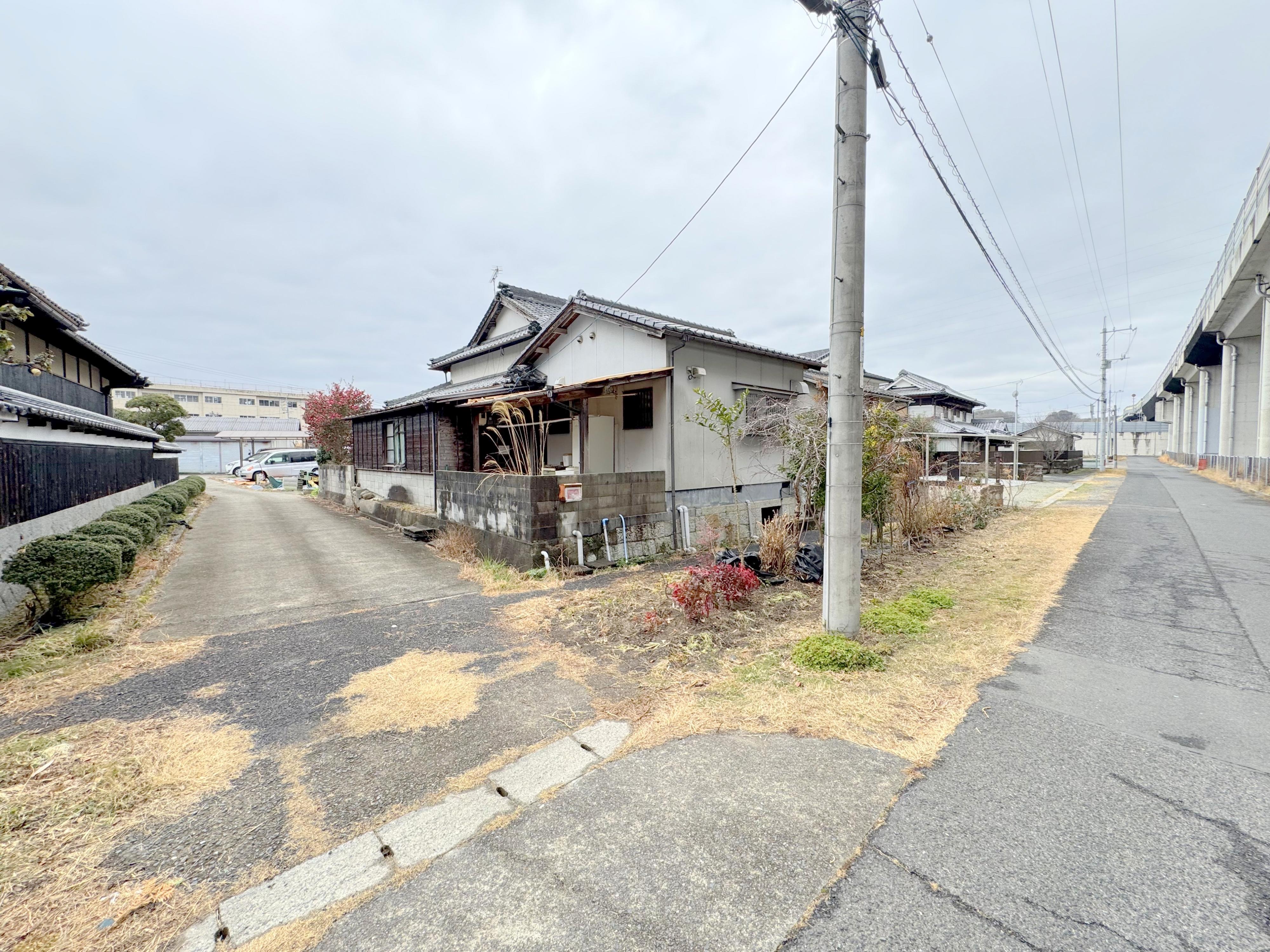 岡山県岡山市の一戸建て | 1000万円 | 5SDK | 294.74m² | Akiyama house finder