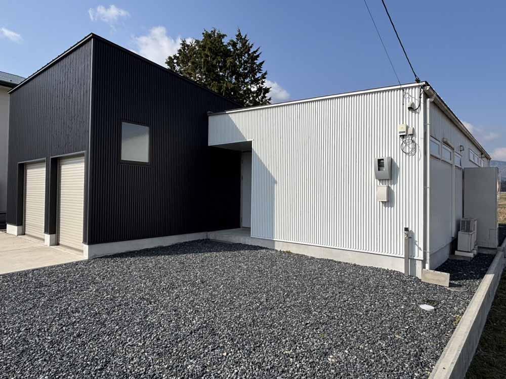 岡山県真庭市の一戸建て | 3800万円 | 3SLDK | 309.79m² | Akiyama house finder