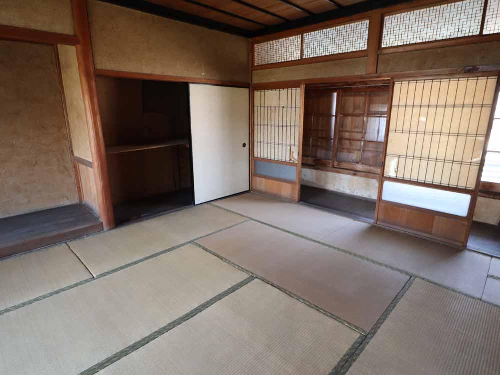 detached 岡山県真庭市蒜山中福田 地図を見る