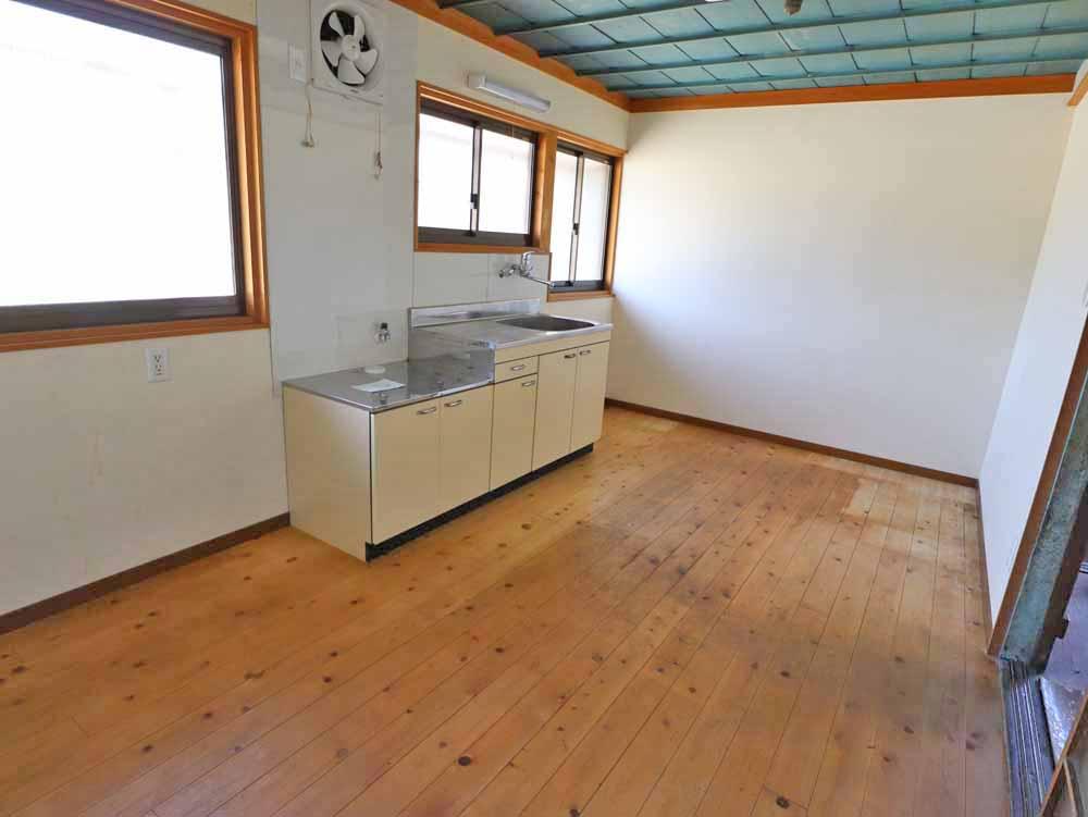 detached 岡山県真庭市蒜山中福田 地図を見る