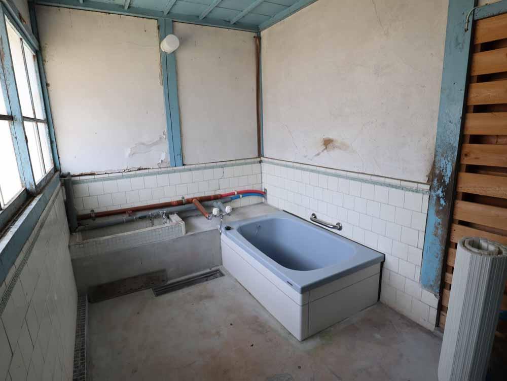 detached 岡山県真庭市蒜山中福田 地図を見る