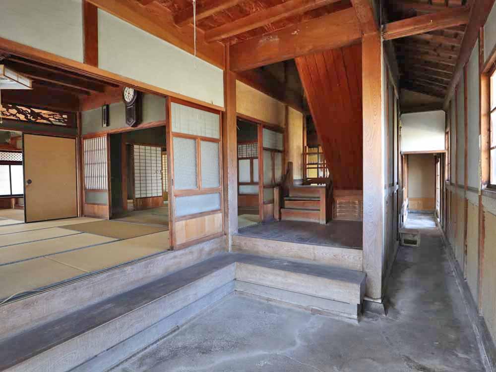 detached 岡山県真庭市蒜山中福田 地図を見る