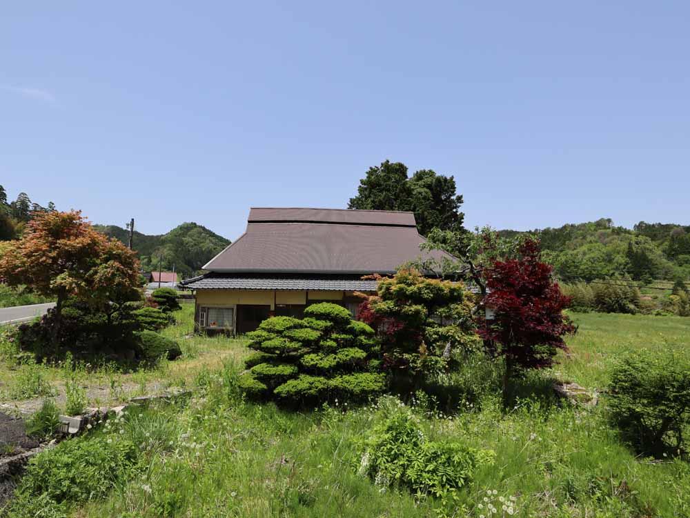 detached 岡山県真庭市粟谷 地図を見る
