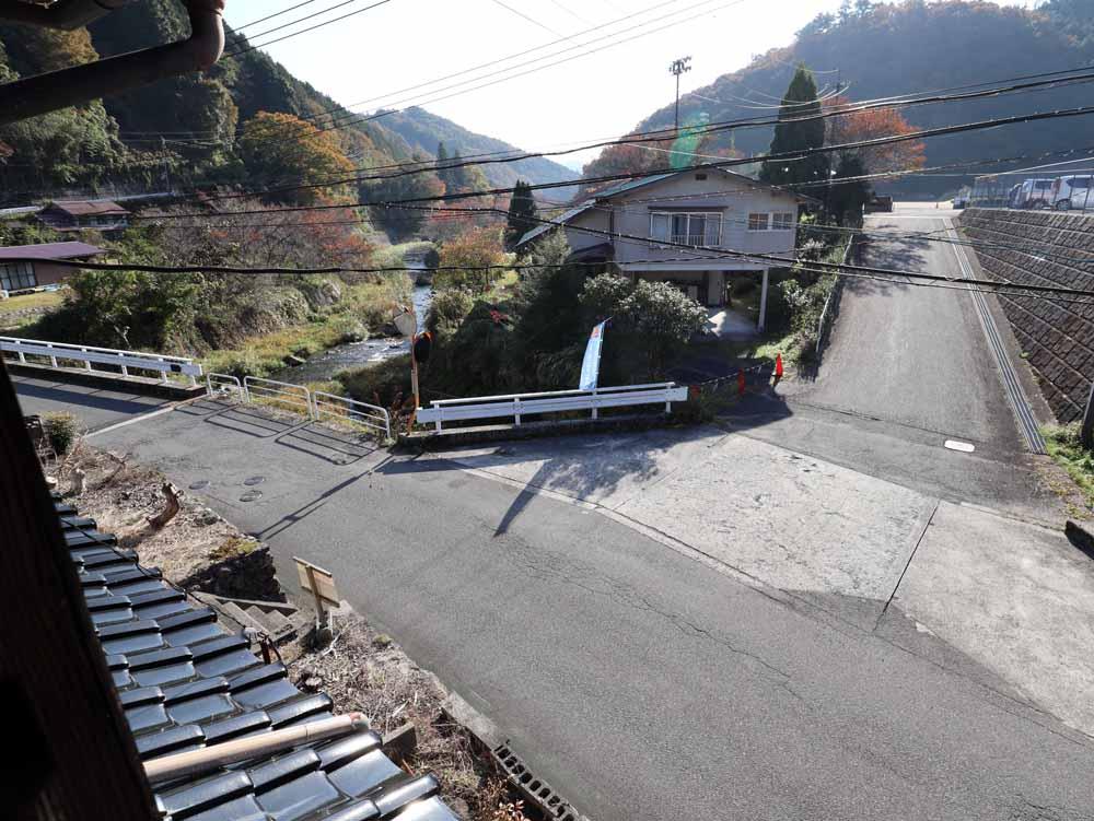 detached 岡山県真庭市種 地図を見る