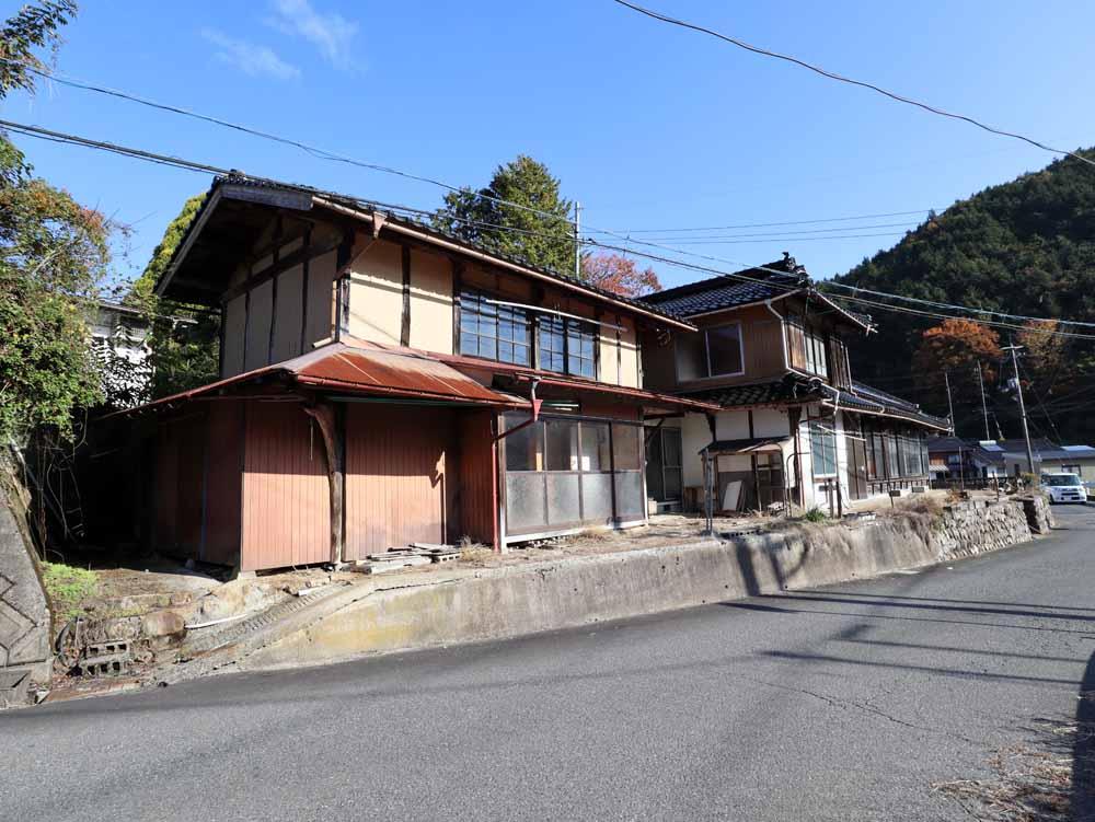 detached 岡山県真庭市種 地図を見る