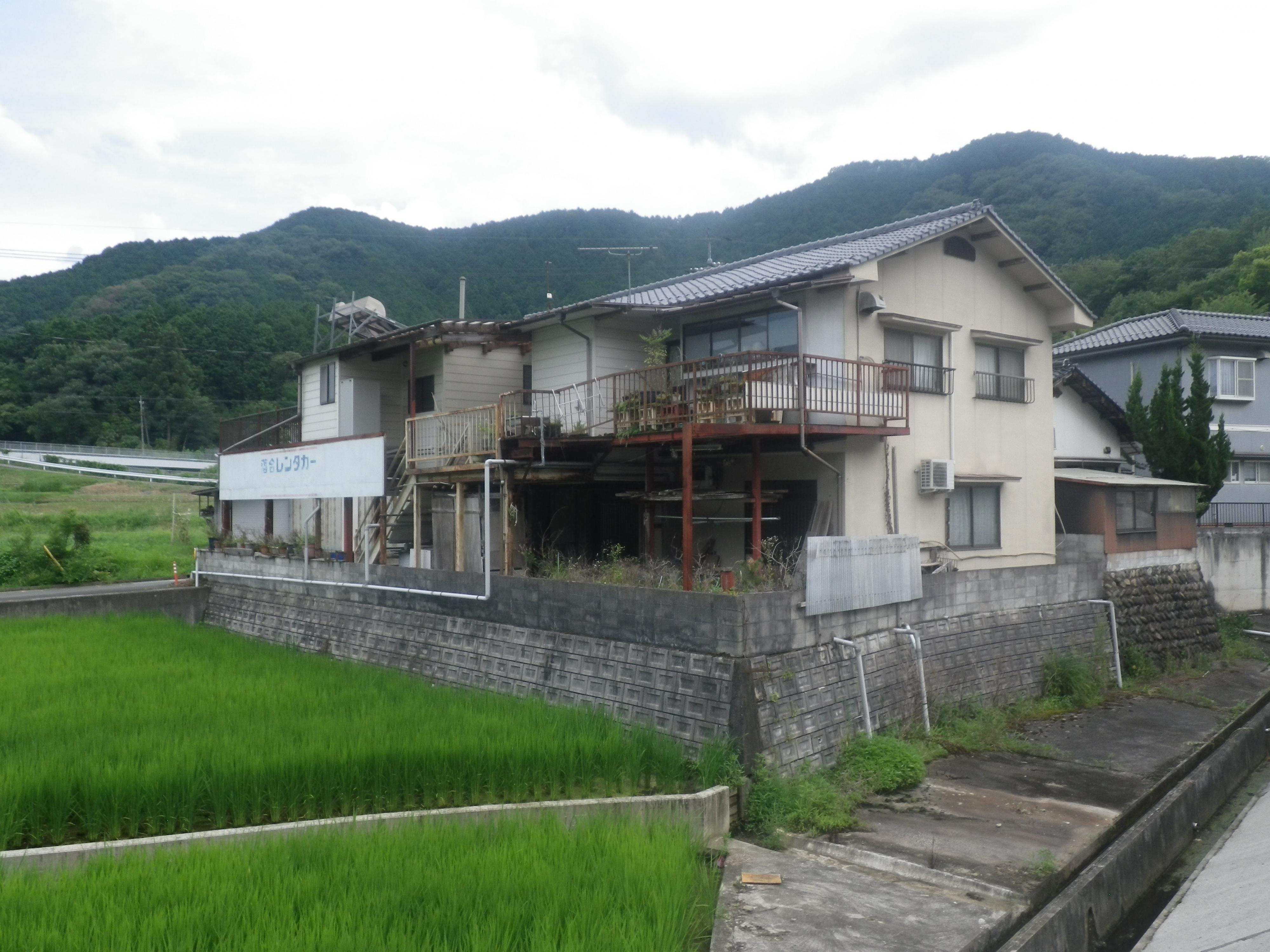 岡山県真庭市の一戸建て | 450万円 | 6K | 269.36m² | Akiyama house finder