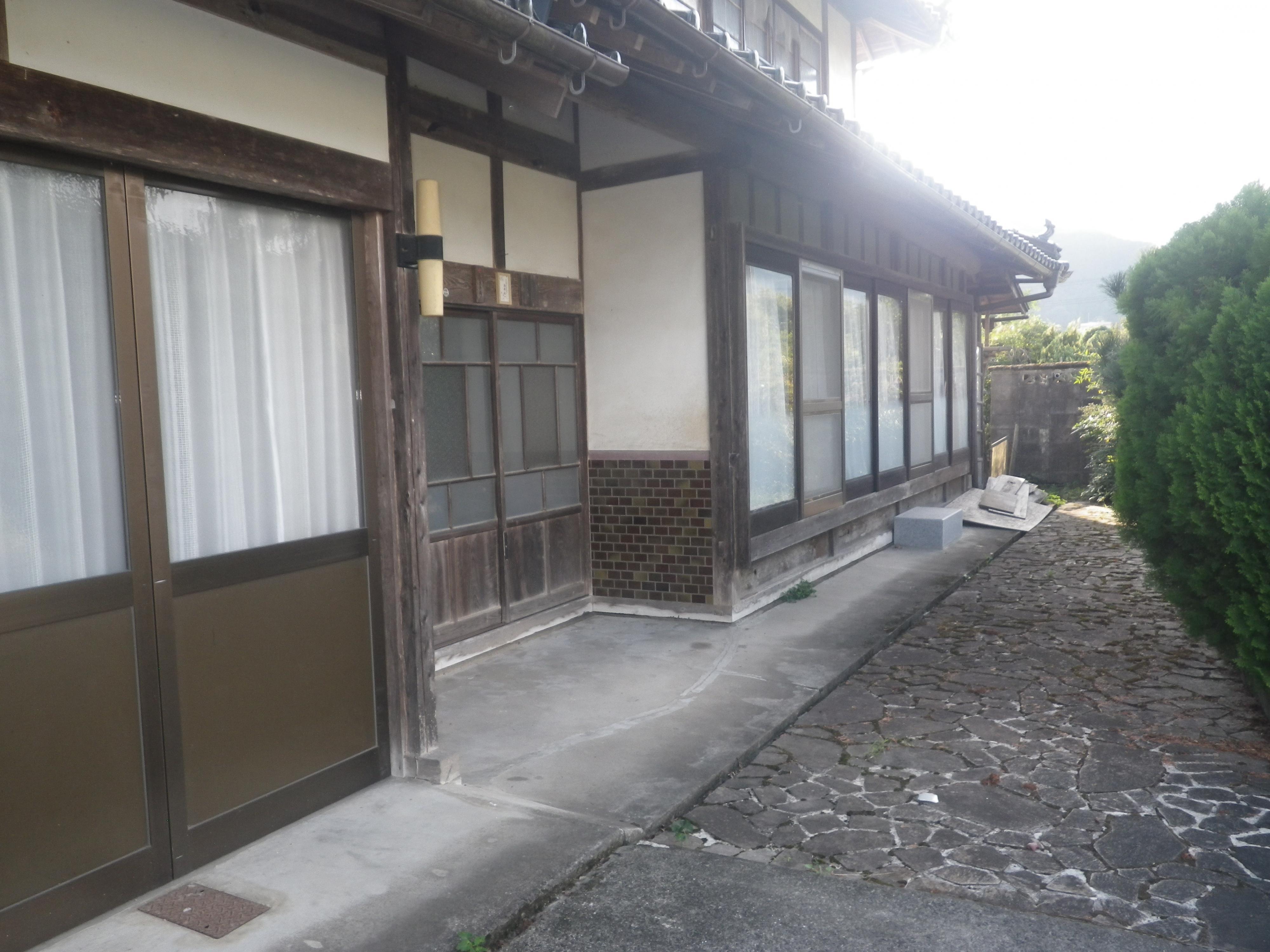 detached 岡山県真庭市向津矢 地図を見る