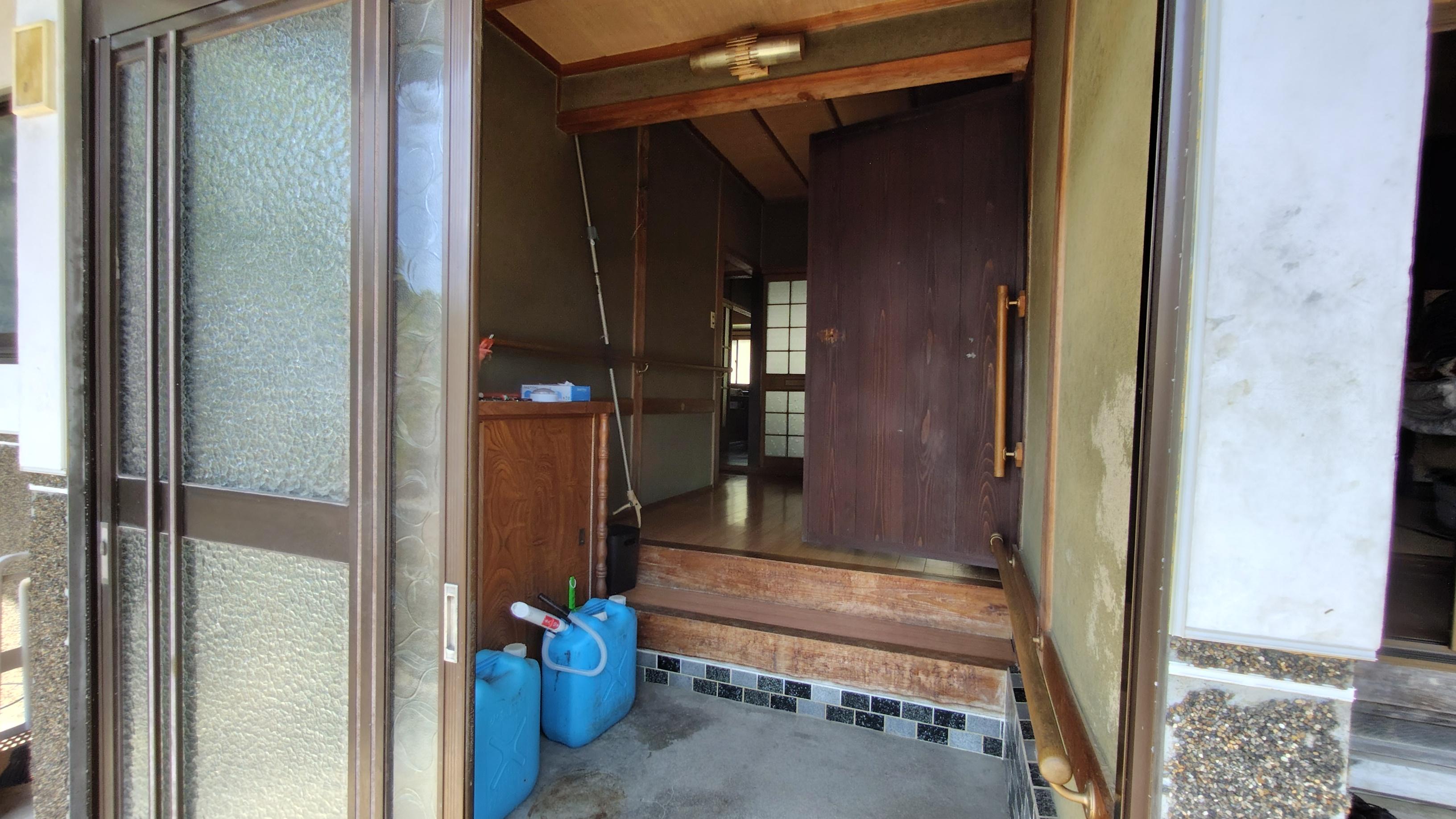 detached 岡山県真庭市上 地図を見る