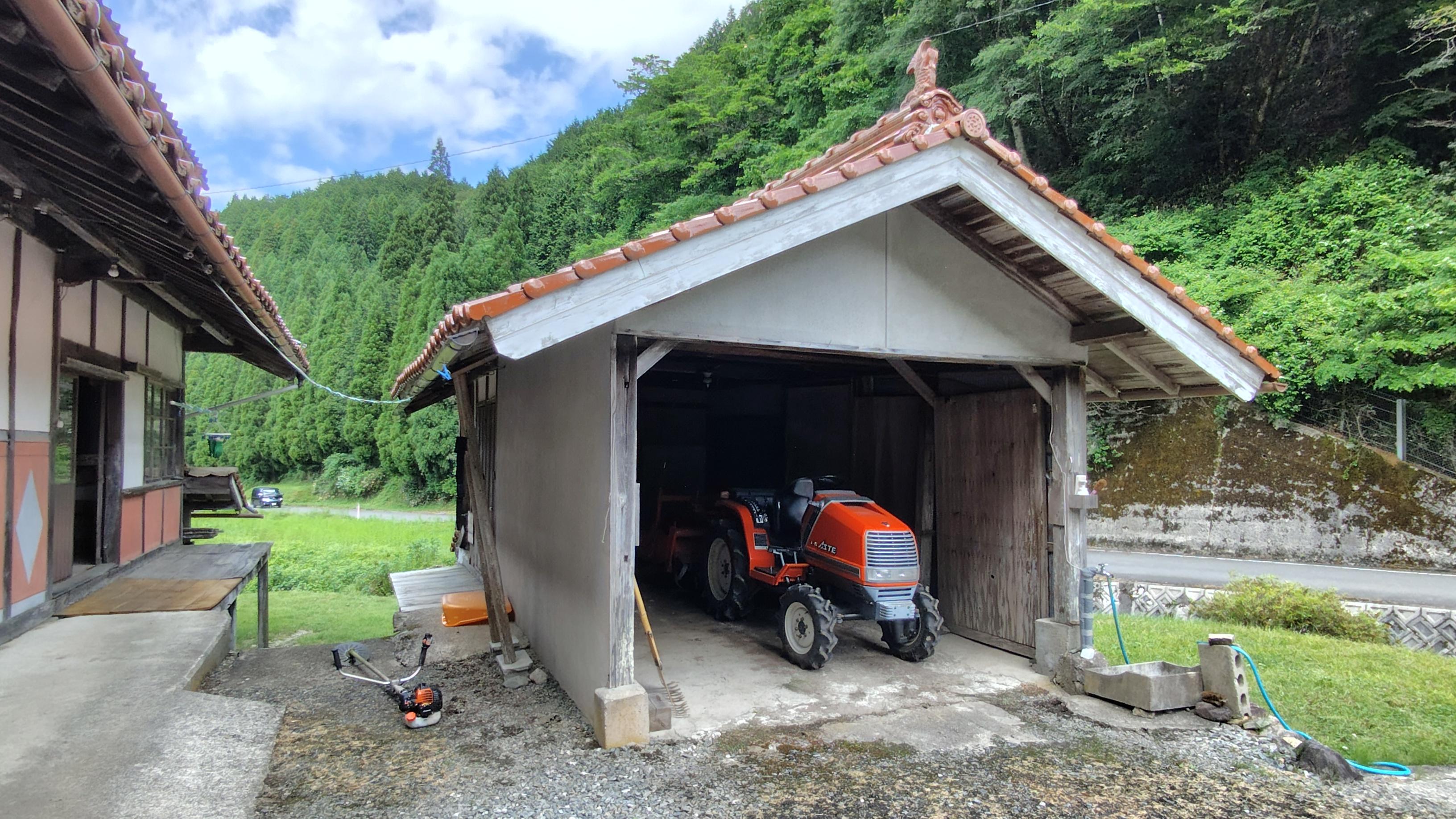 detached 岡山県真庭市黒田 地図を見る