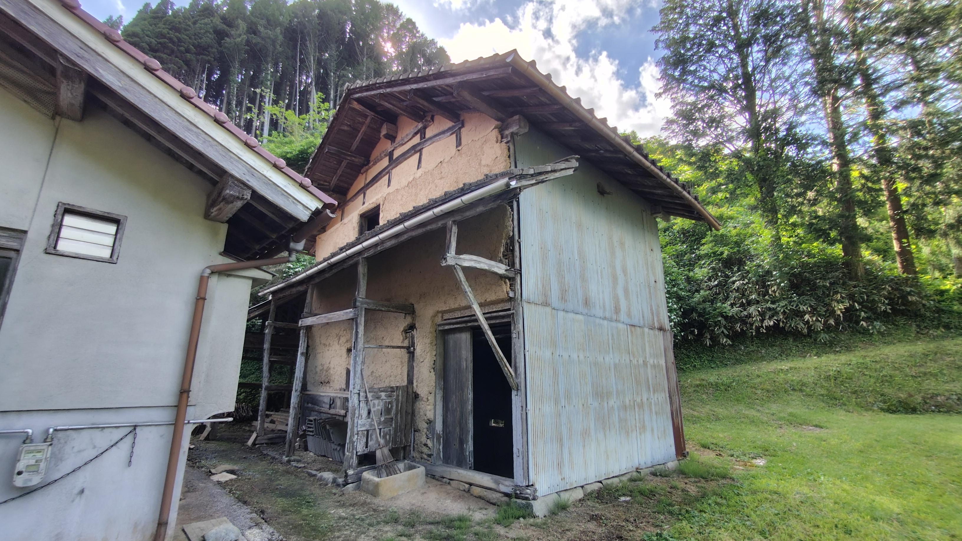 detached 岡山県真庭市黒田 地図を見る