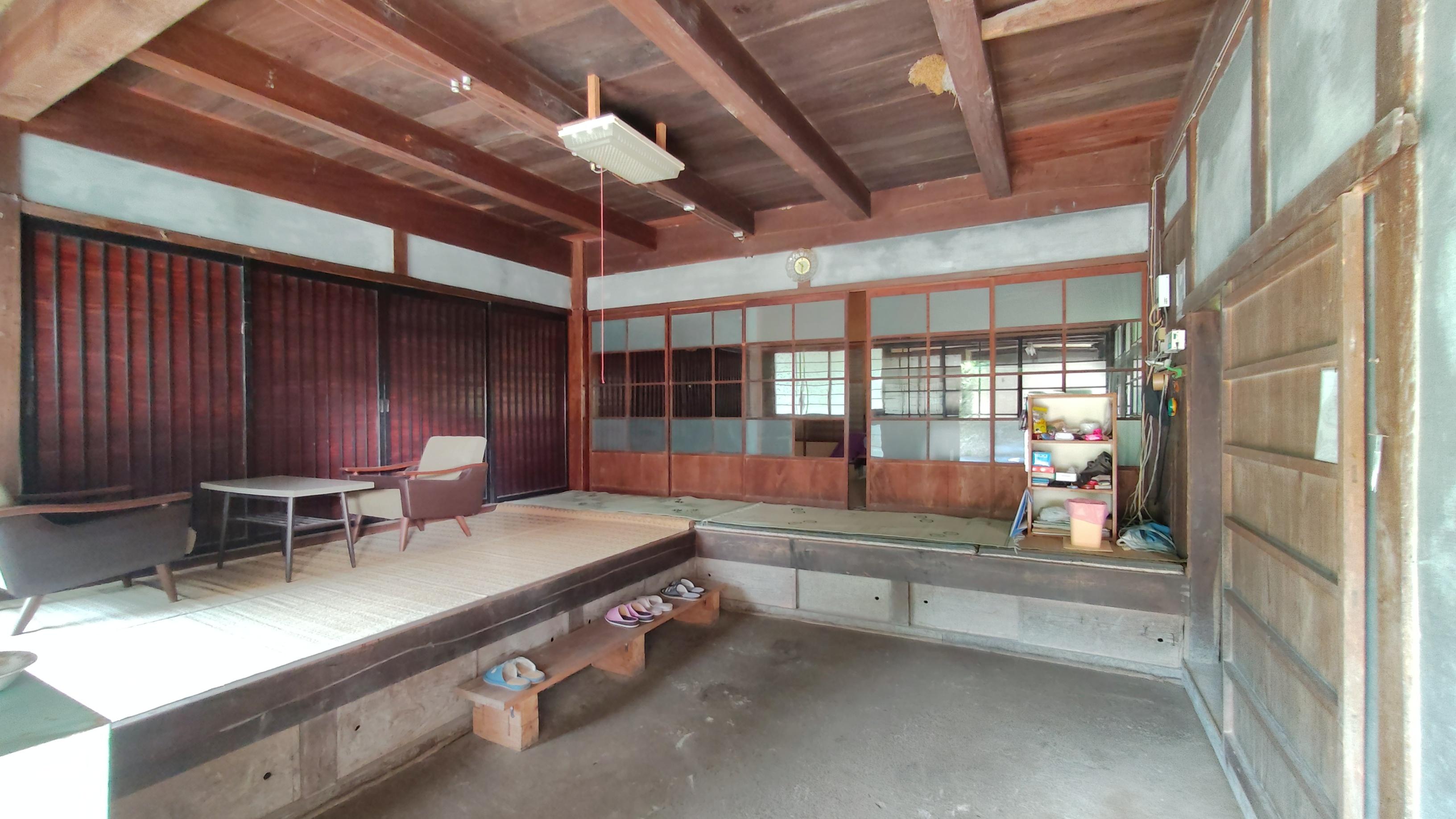 detached 岡山県真庭市黒田 地図を見る