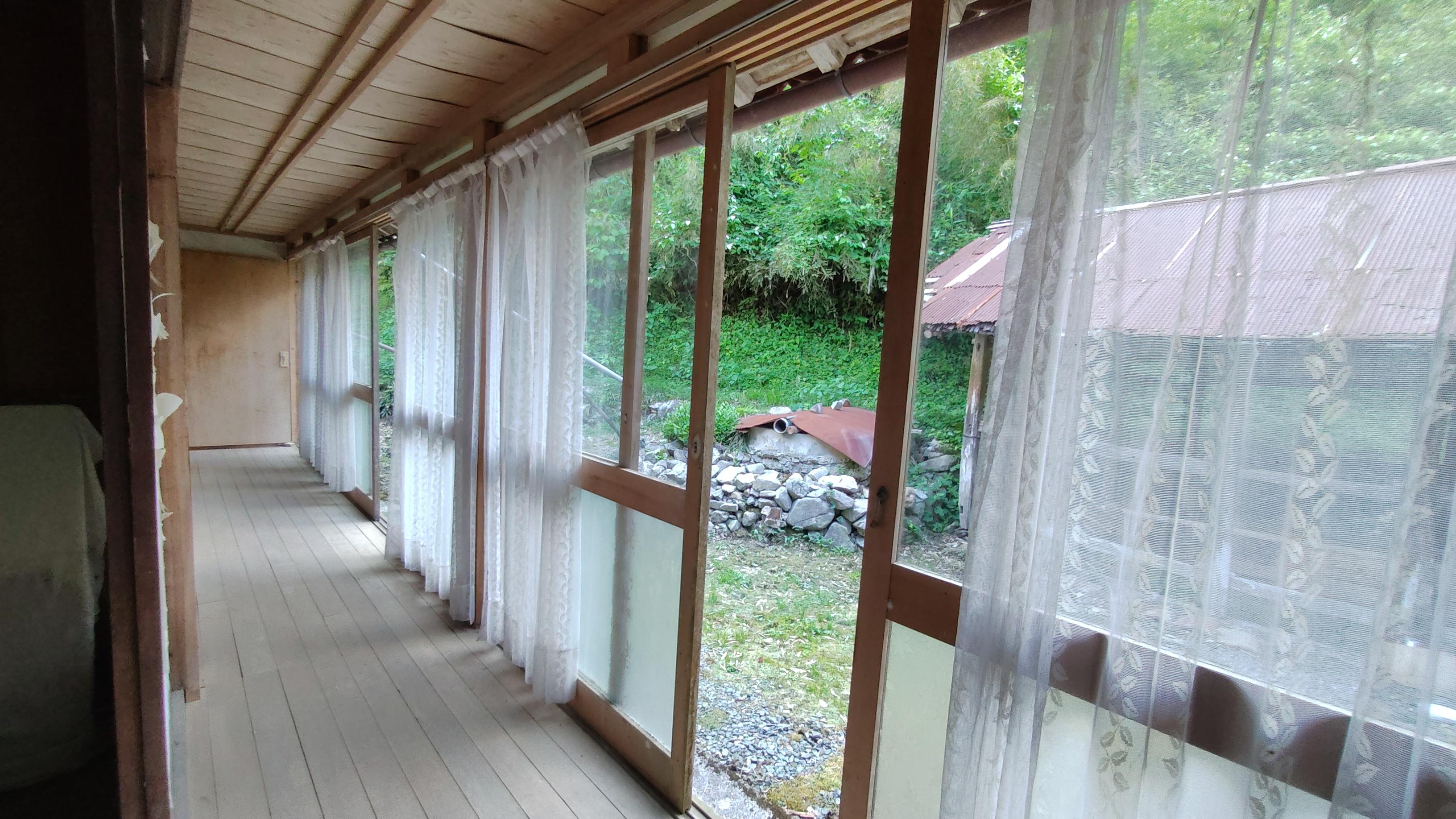 detached 岡山県真庭市黒田 地図を見る