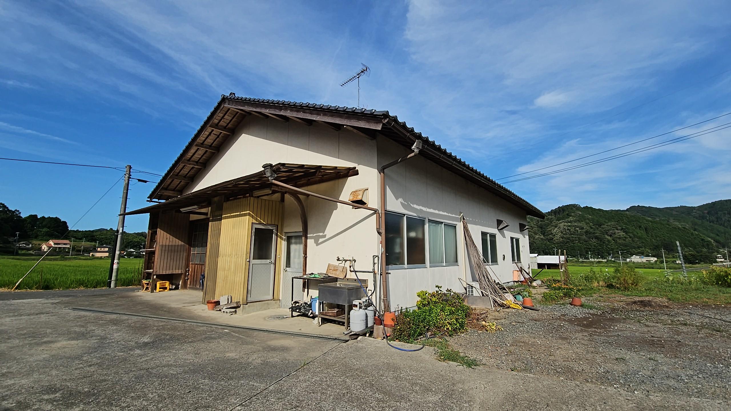 detached 岡山県真庭市鹿田 地図を見る