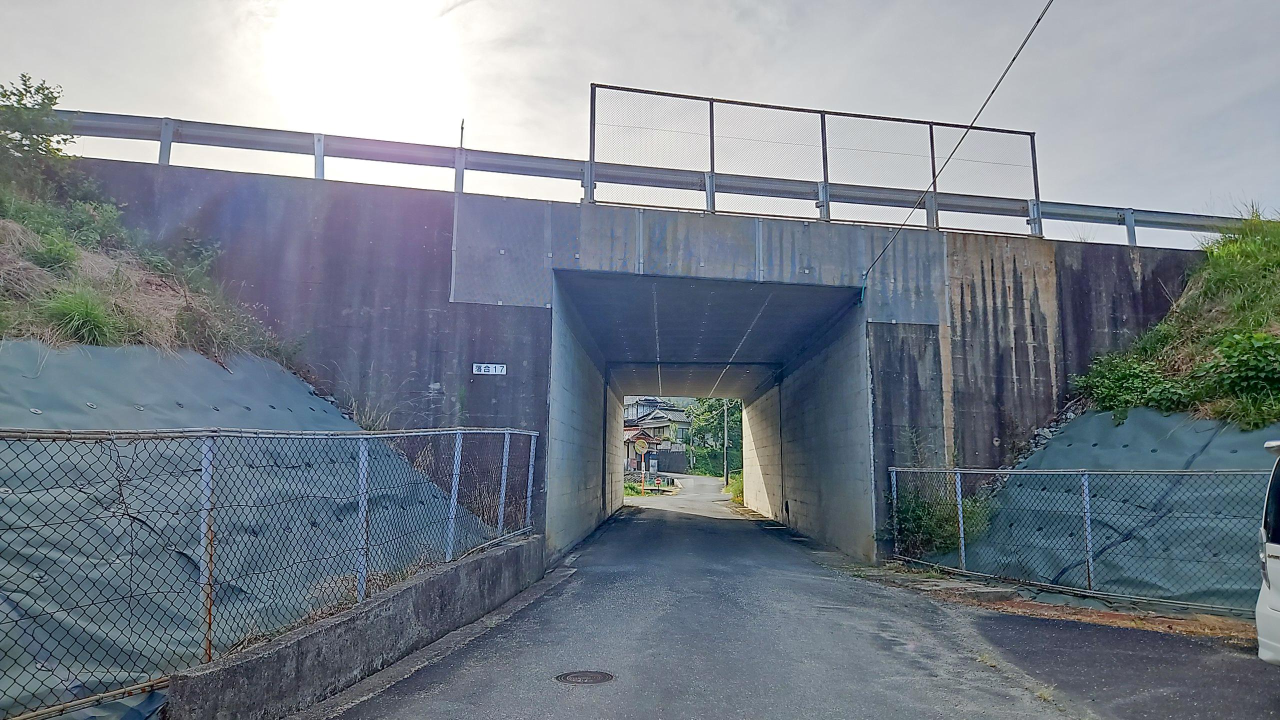 detached 岡山県真庭市鹿田 地図を見る