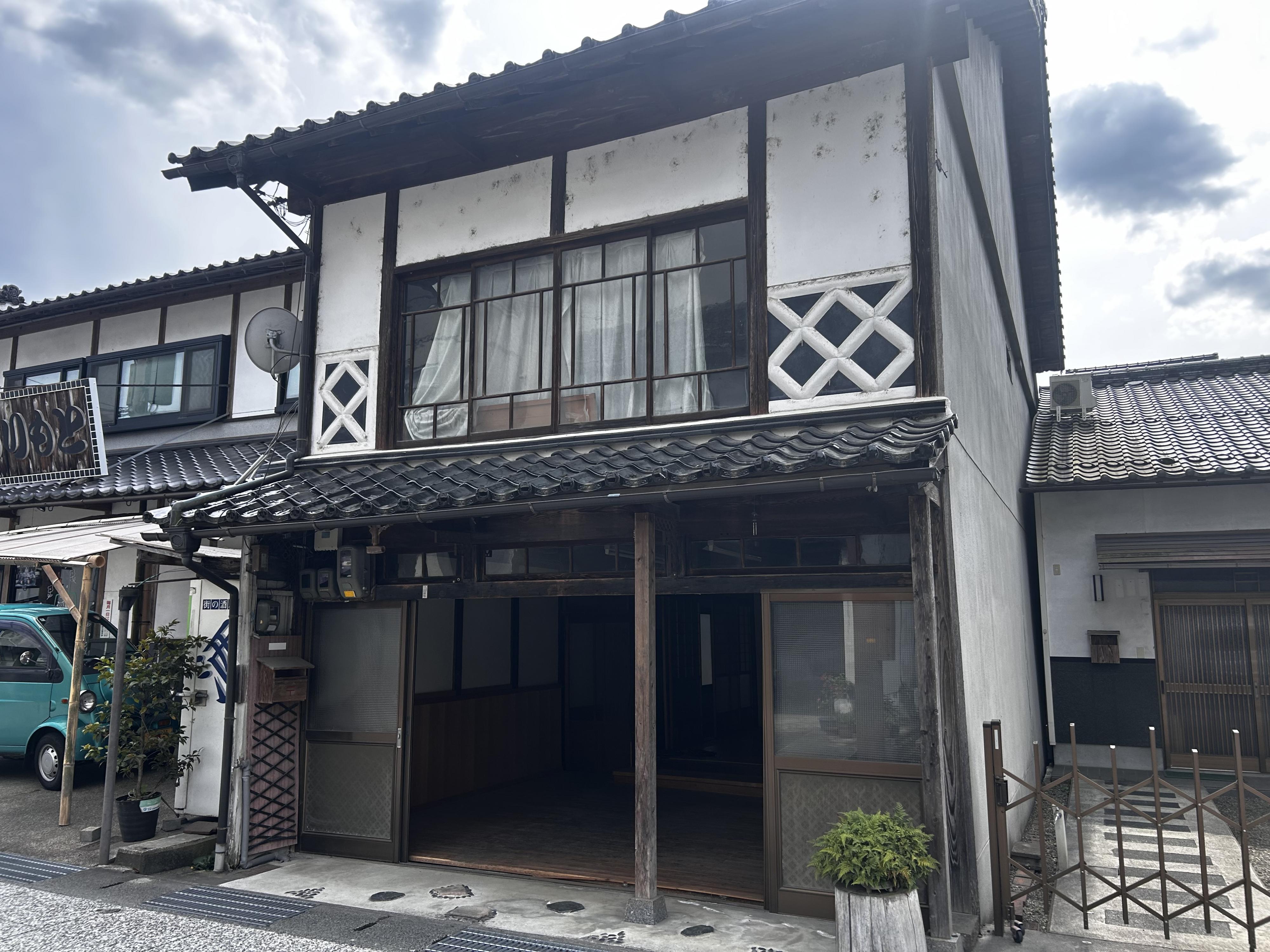 detached 岡山県真庭市勝山 地図を見る