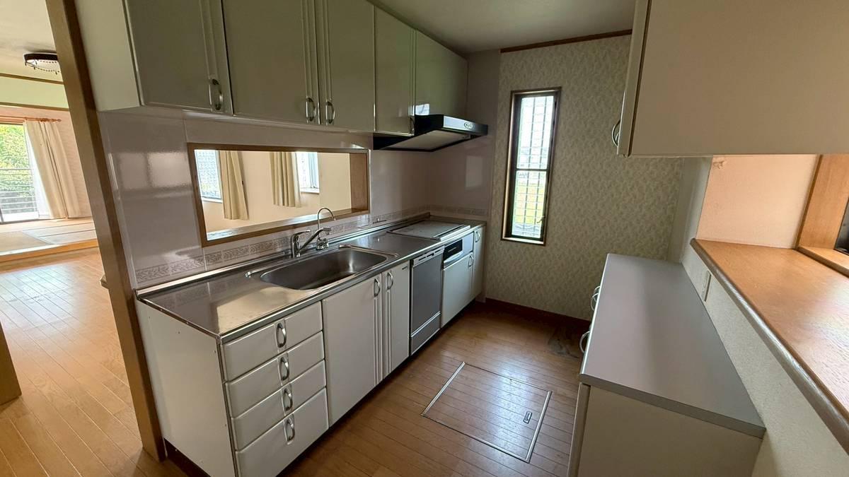 house for sale in Kurashiki, Okayama | ¥12,800,000 | 4LDK | Akiyama h…