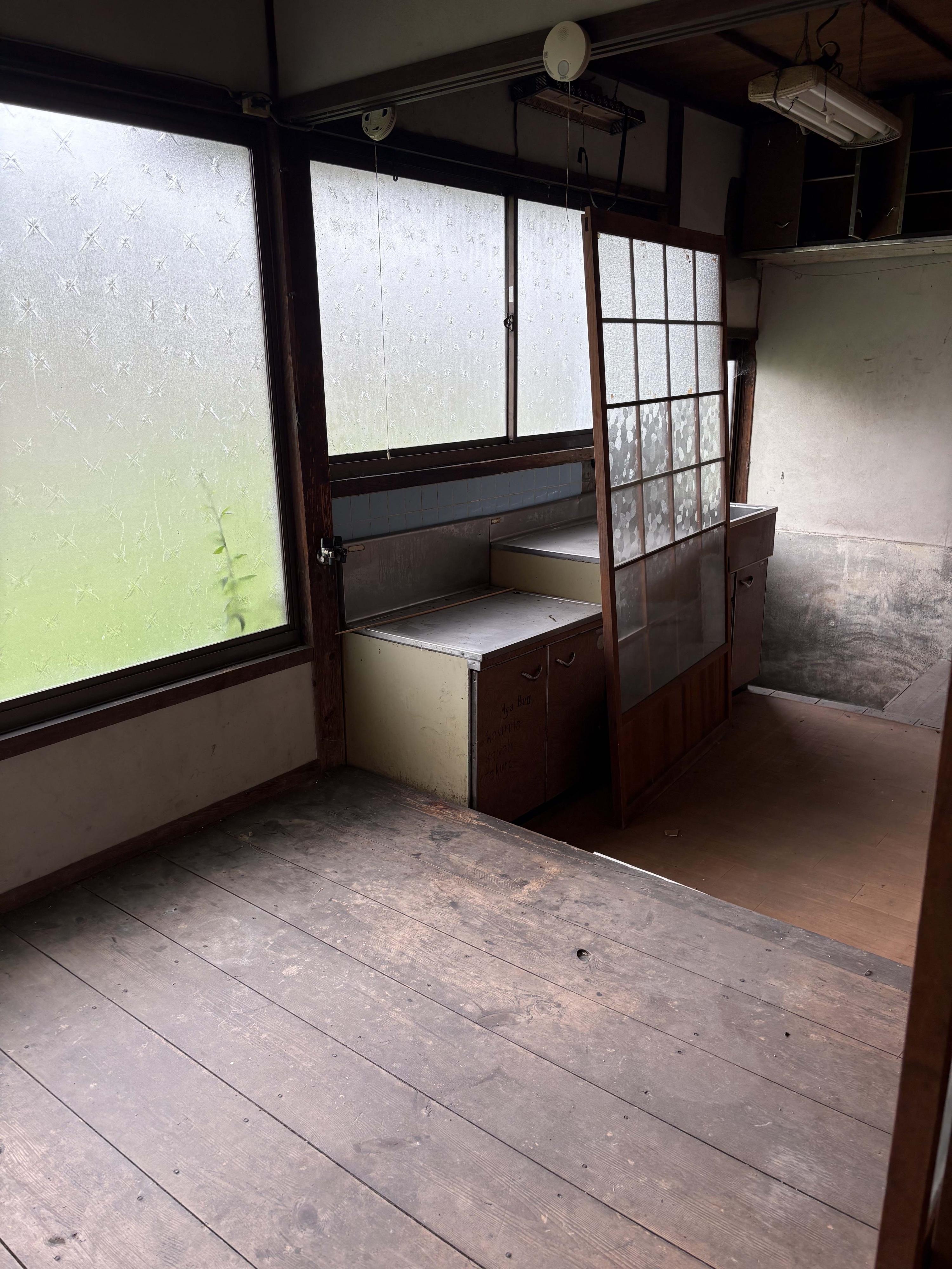 detached 広島県府中市土生町