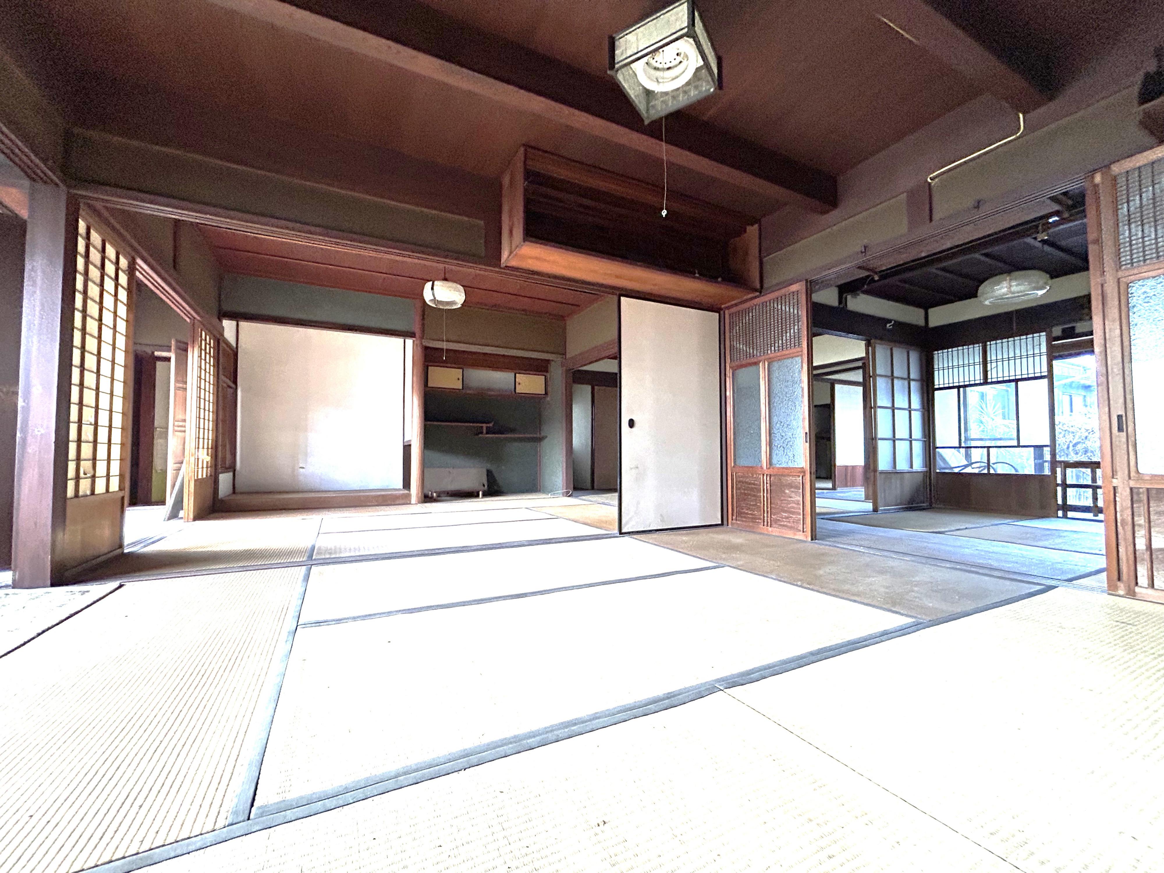 detached 岡山県玉野市北方 地図を見る