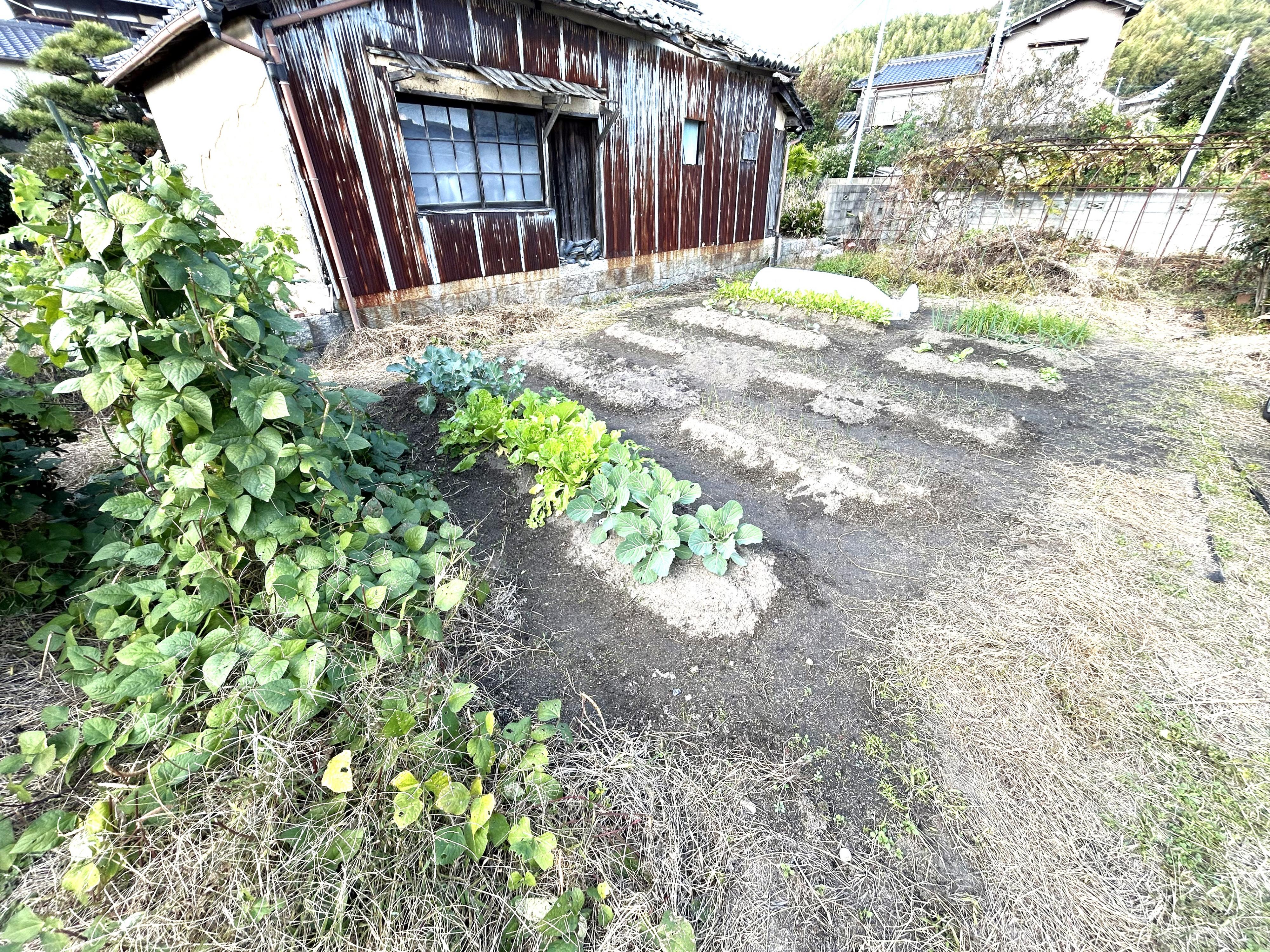 detached 岡山県玉野市北方 地図を見る