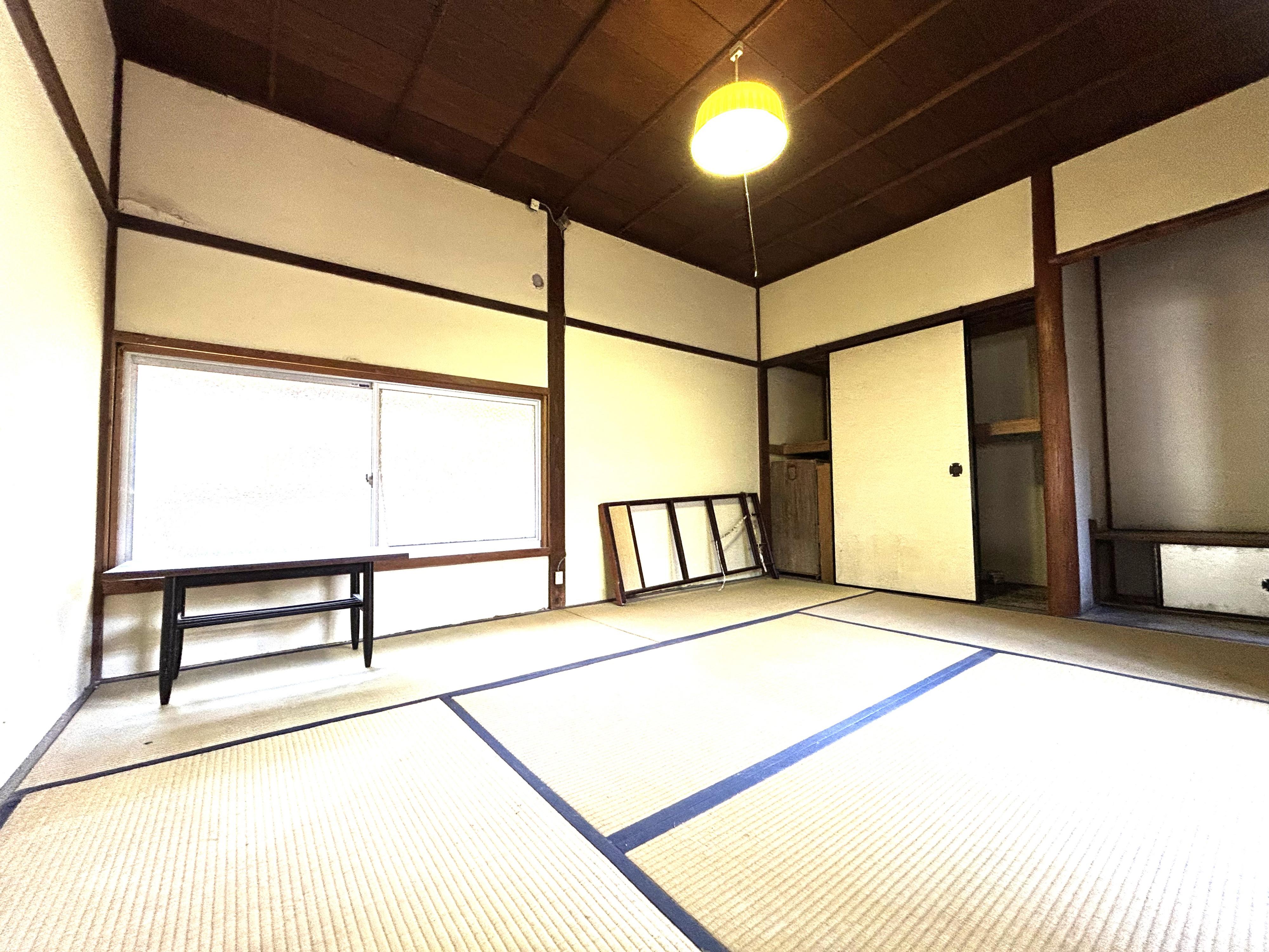 detached 岡山県玉野市北方 地図を見る