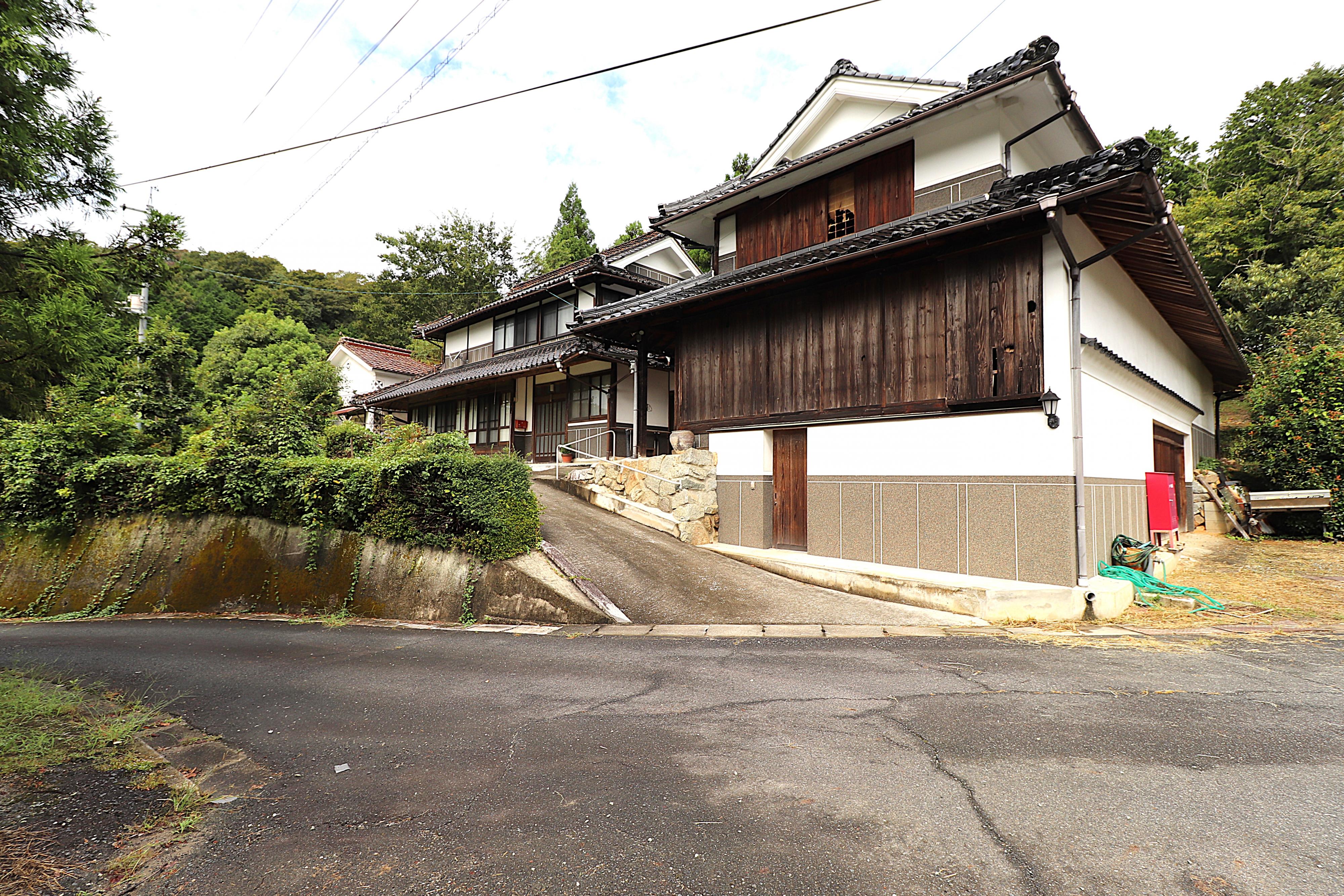 detached 岡山県高梁市巨瀬町 地図を見る