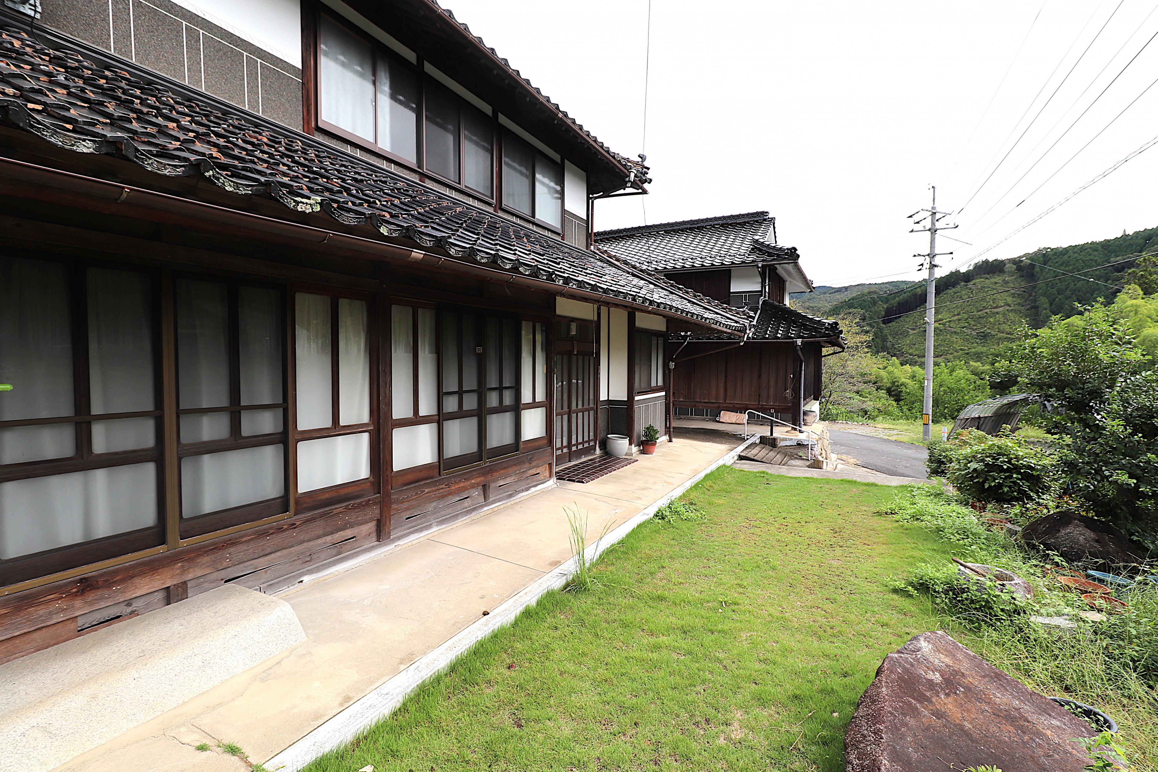 detached 岡山県高梁市巨瀬町 地図を見る