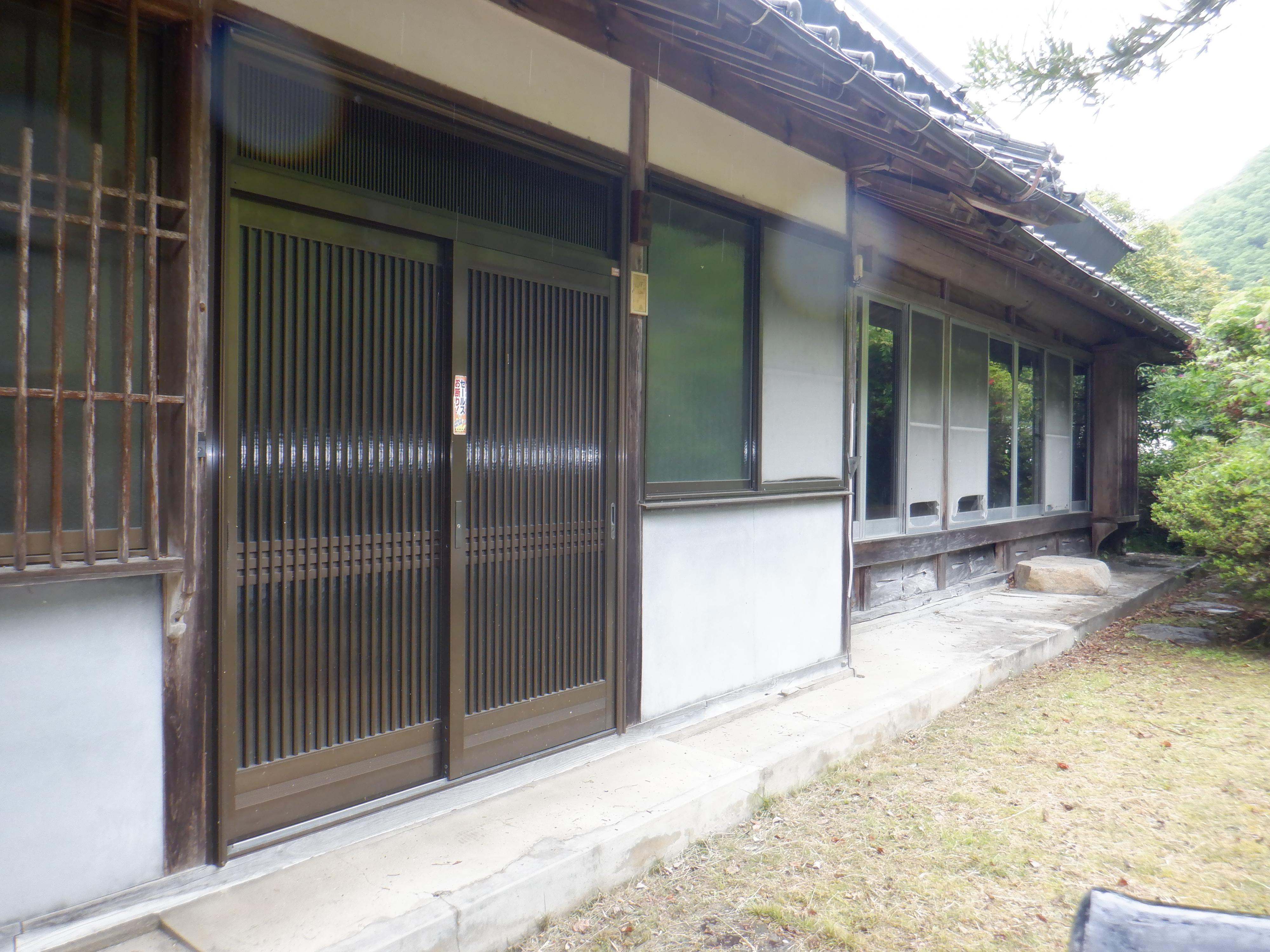 detached 岡山県高梁市津川町今津 地図を見る