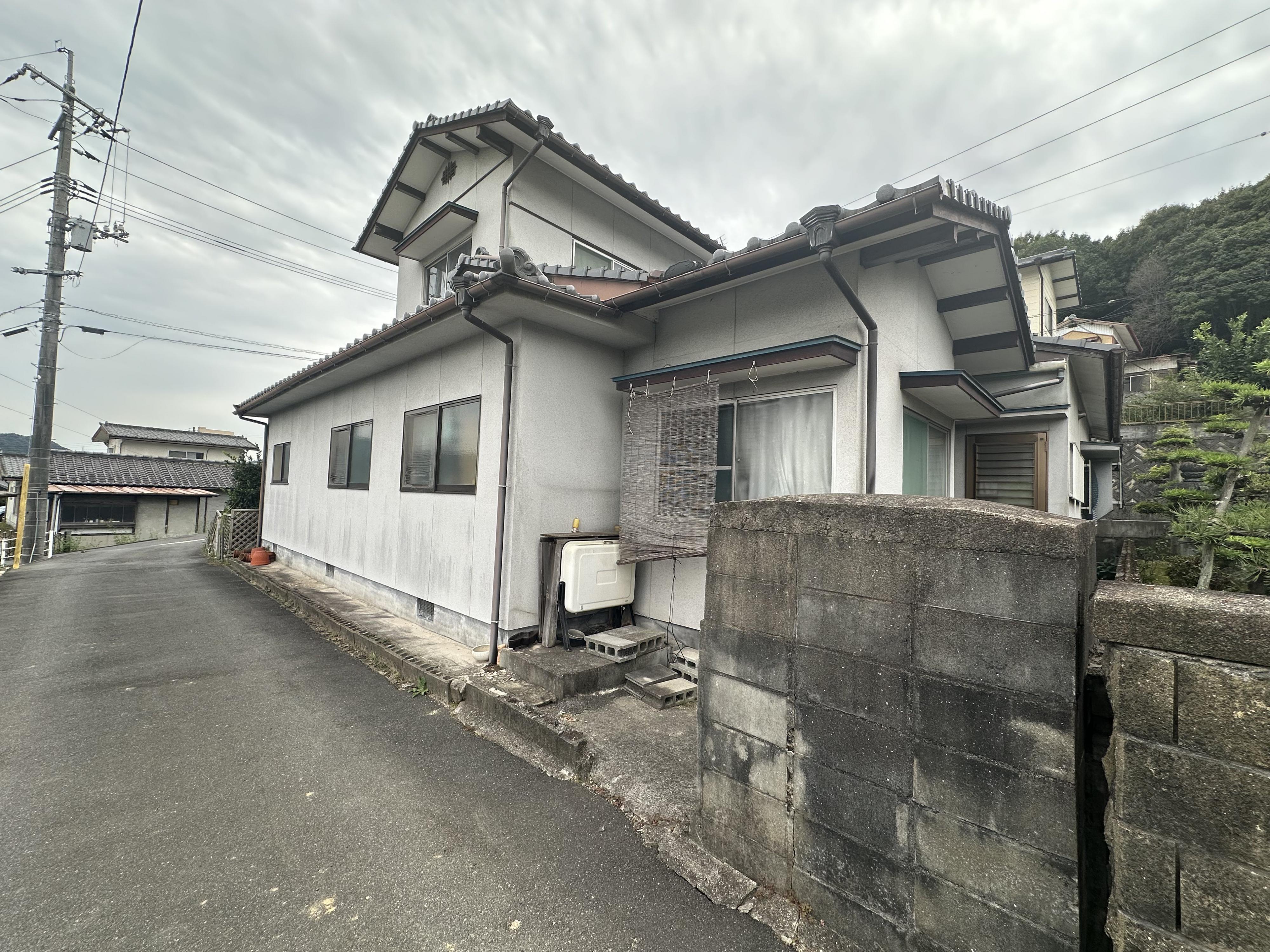 detached 岡山県浅口郡里庄町大字里見 地図を見る