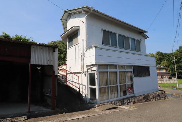 detached 広島県府中市広谷町 地図を見る