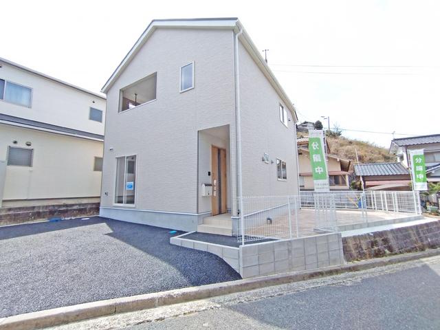 detached 広島県安芸郡熊野町呉地５丁目 地図を見る
