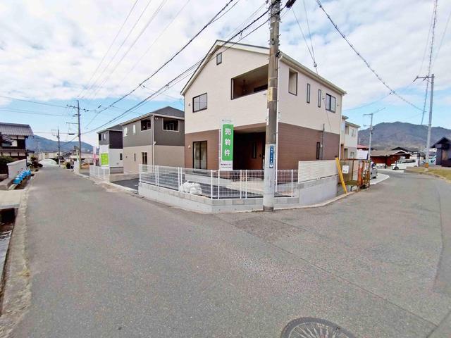 detached 広島県安芸郡熊野町呉地１丁目 地図を見る