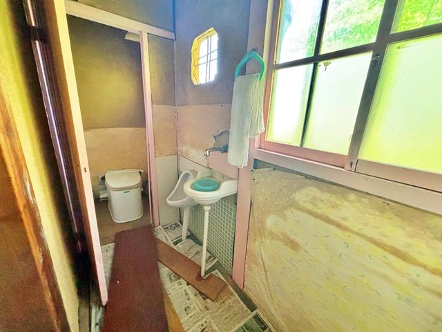 detached 広島県福山市内海町 地図を見る