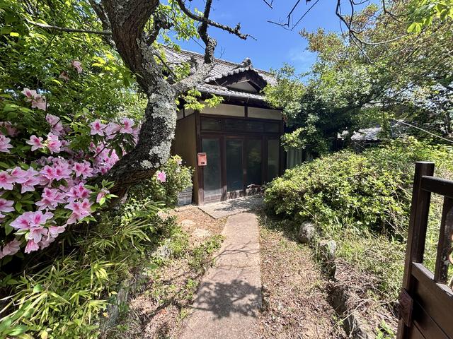 detached 広島県福山市内海町 地図を見る