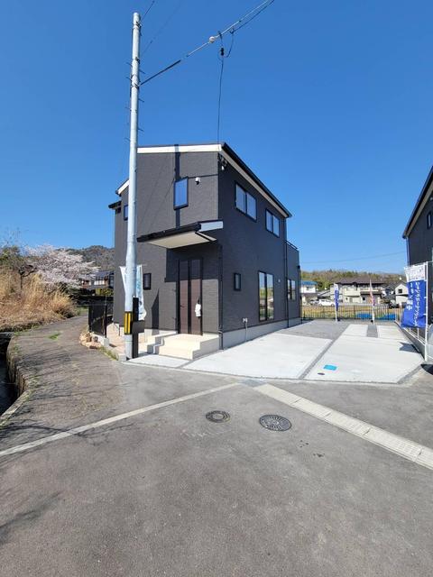 detached 広島県安芸郡熊野町平谷３丁目 地図を見る